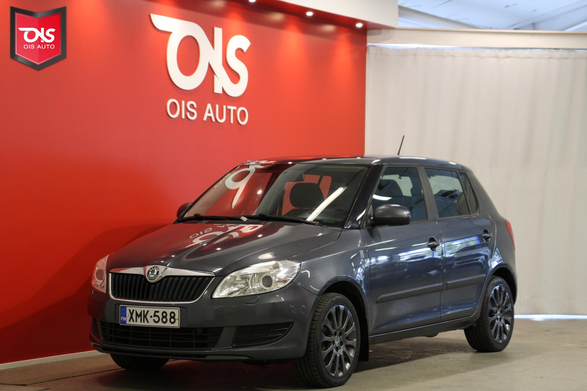 SKODA Fabia 2012