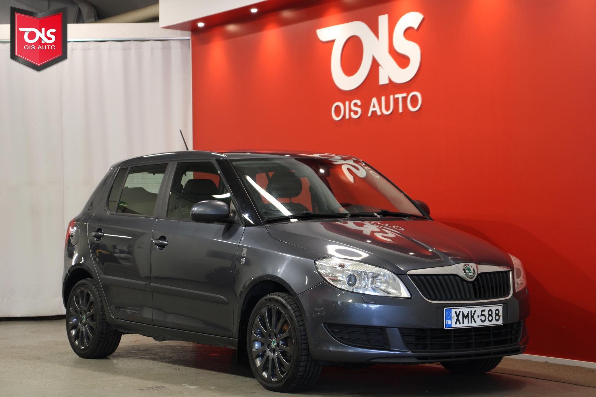 SKODA Fabia 2012