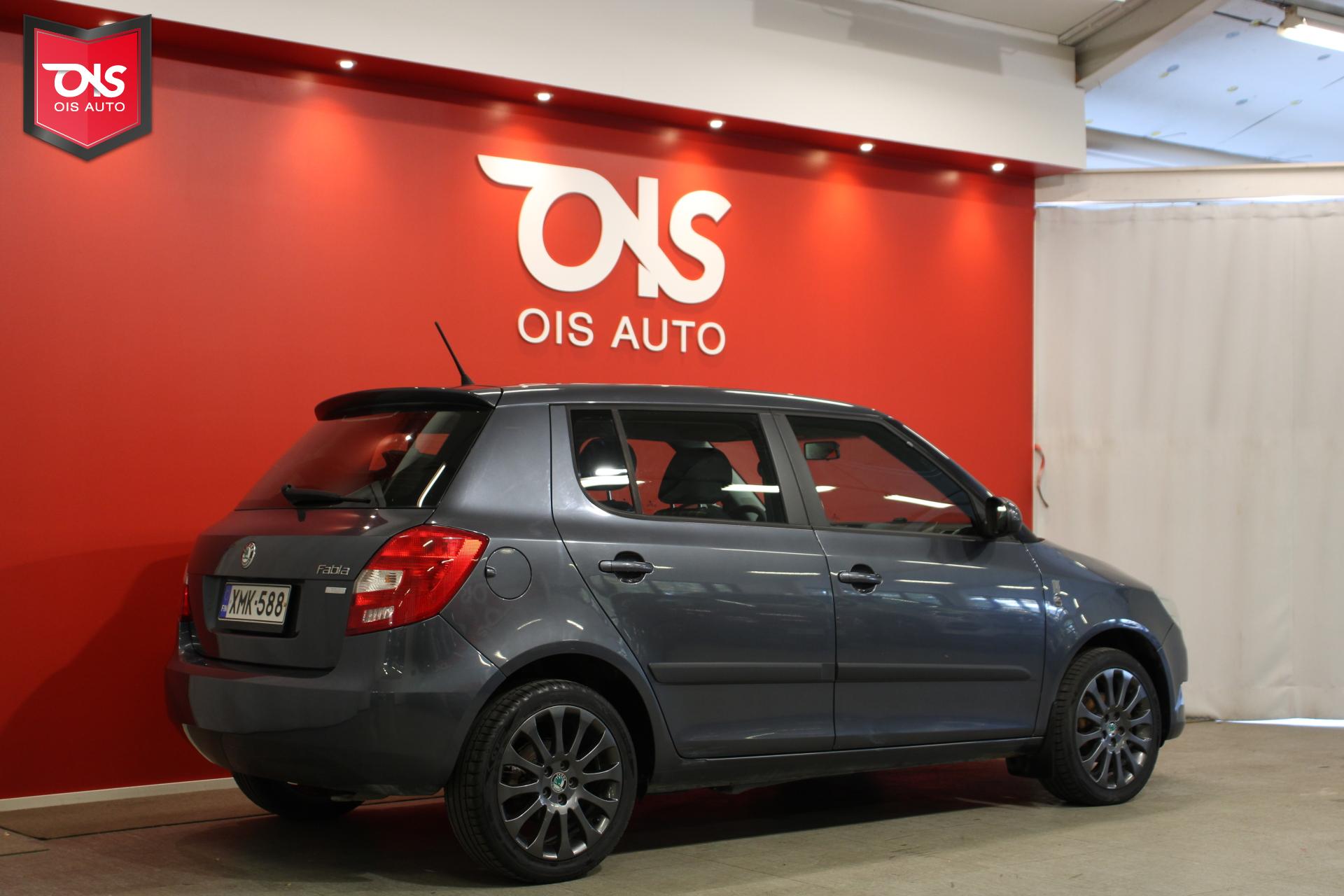 SKODA Fabia 2012