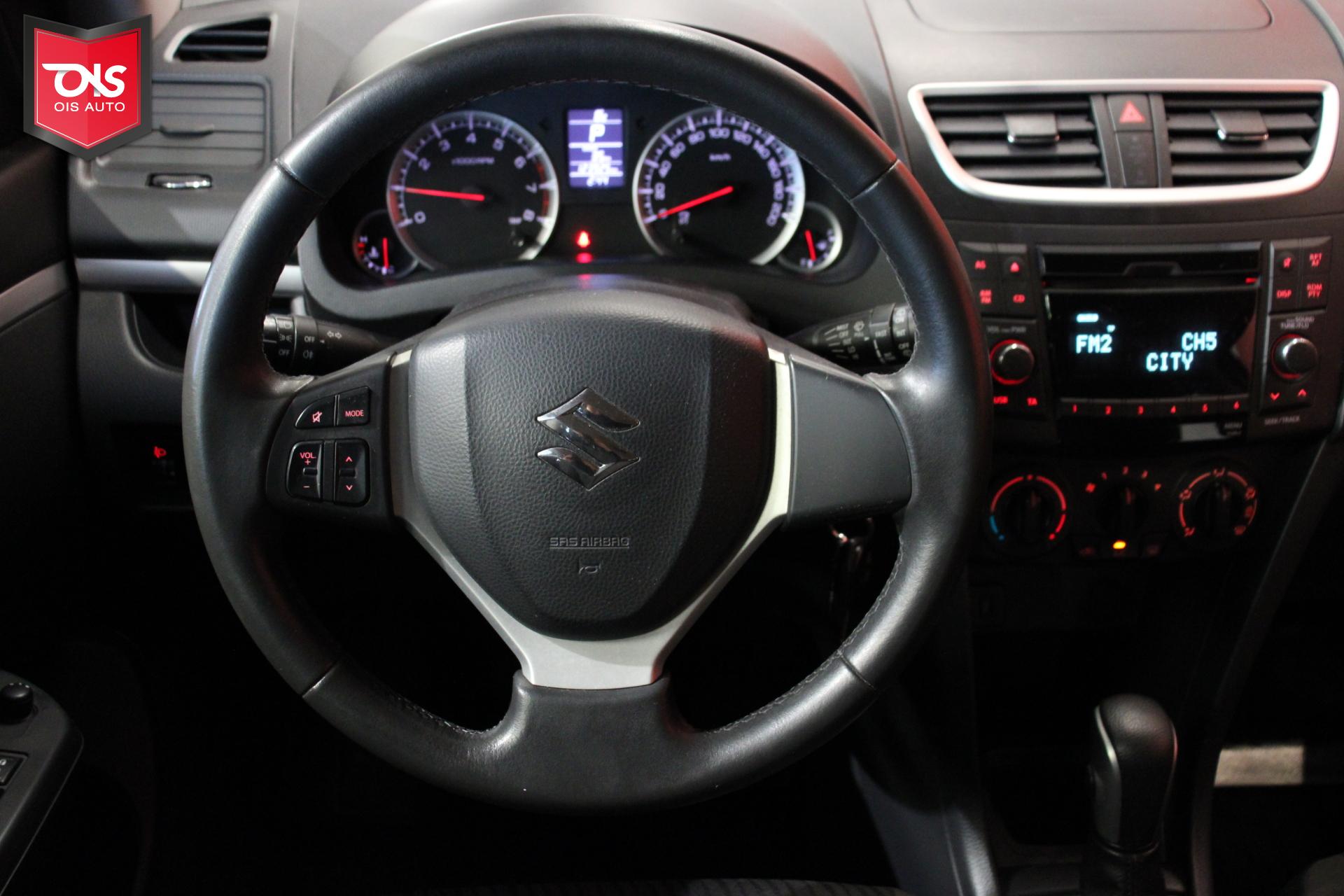 SUZUKI Swift 2013