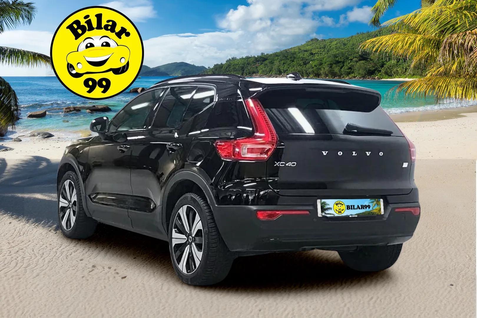 VOLVO XC40 2023