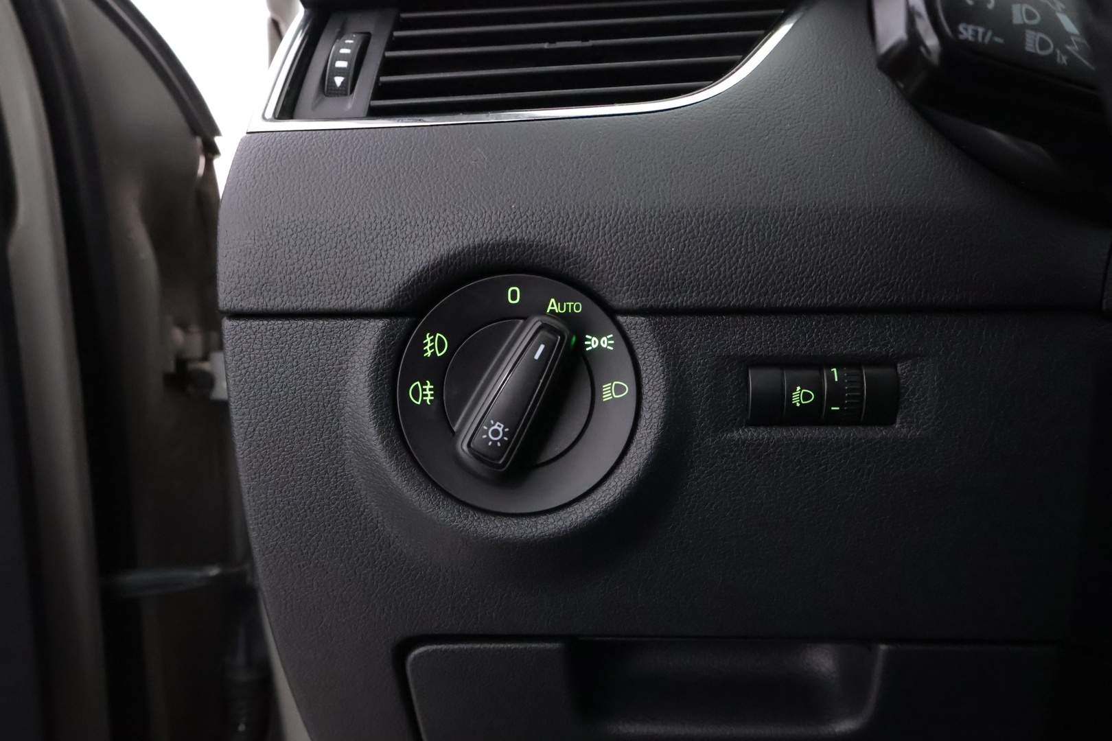 SKODA Octavia 2013