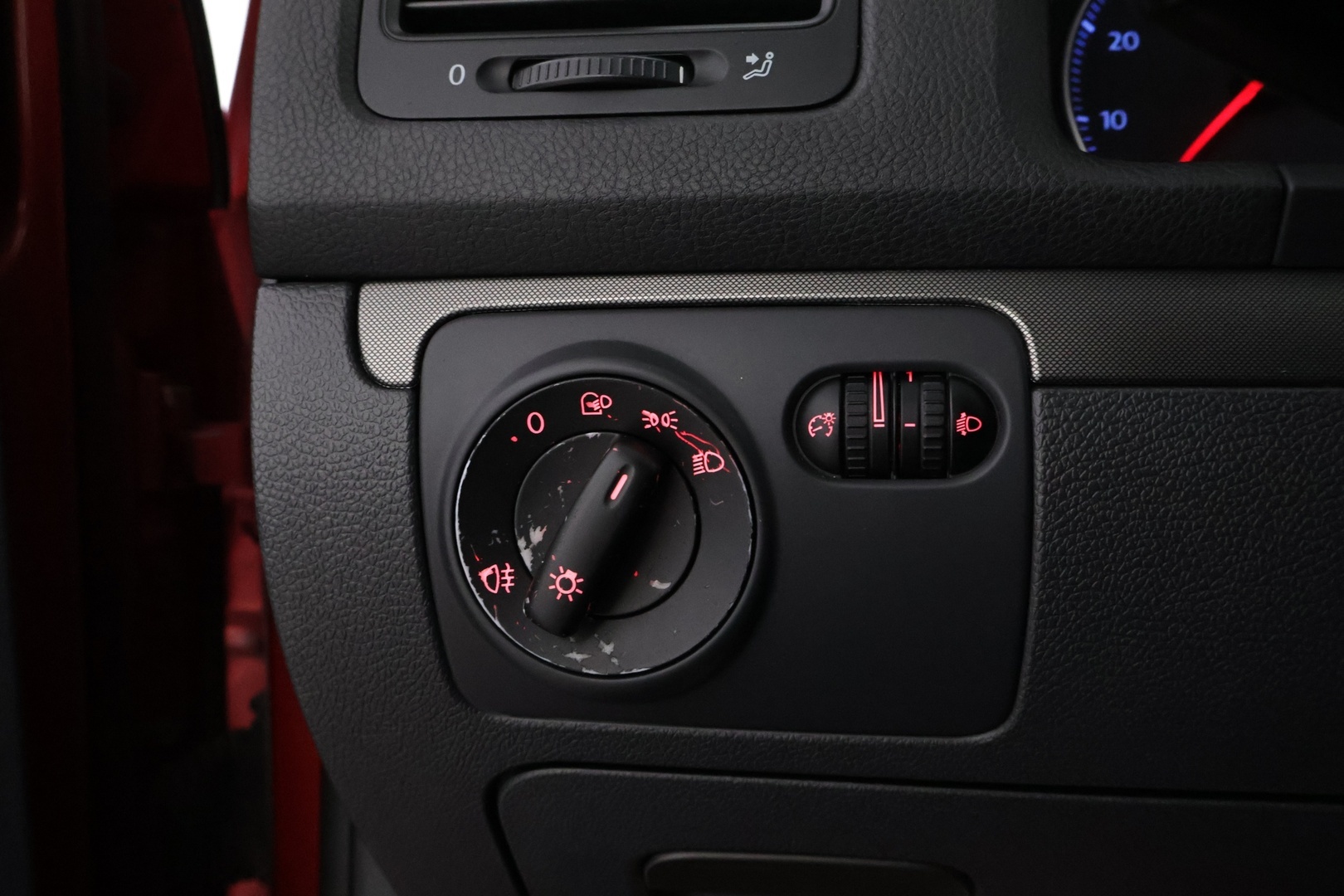 VOLKSWAGEN Golf 2006
