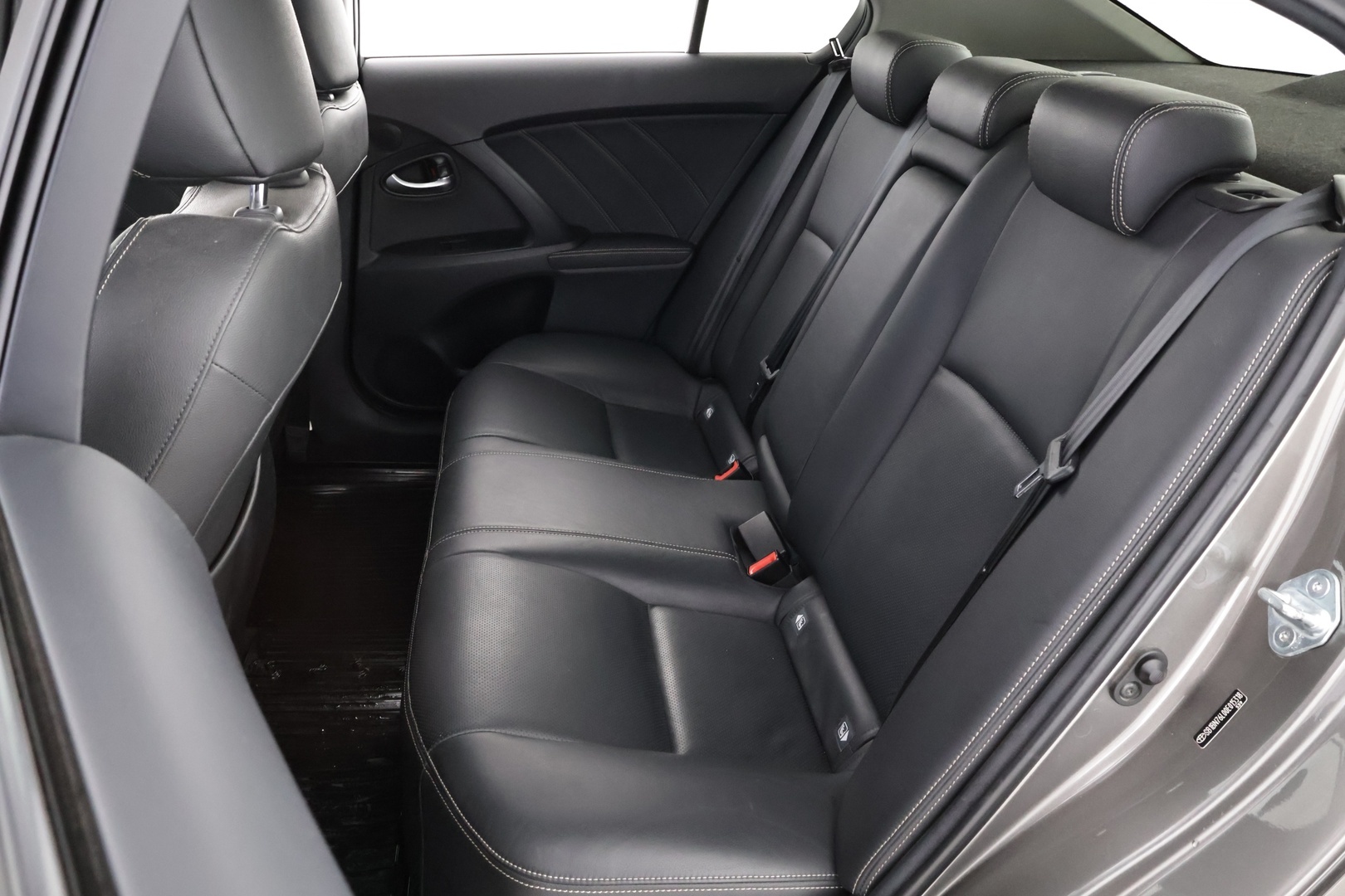 TOYOTA Avensis 2017