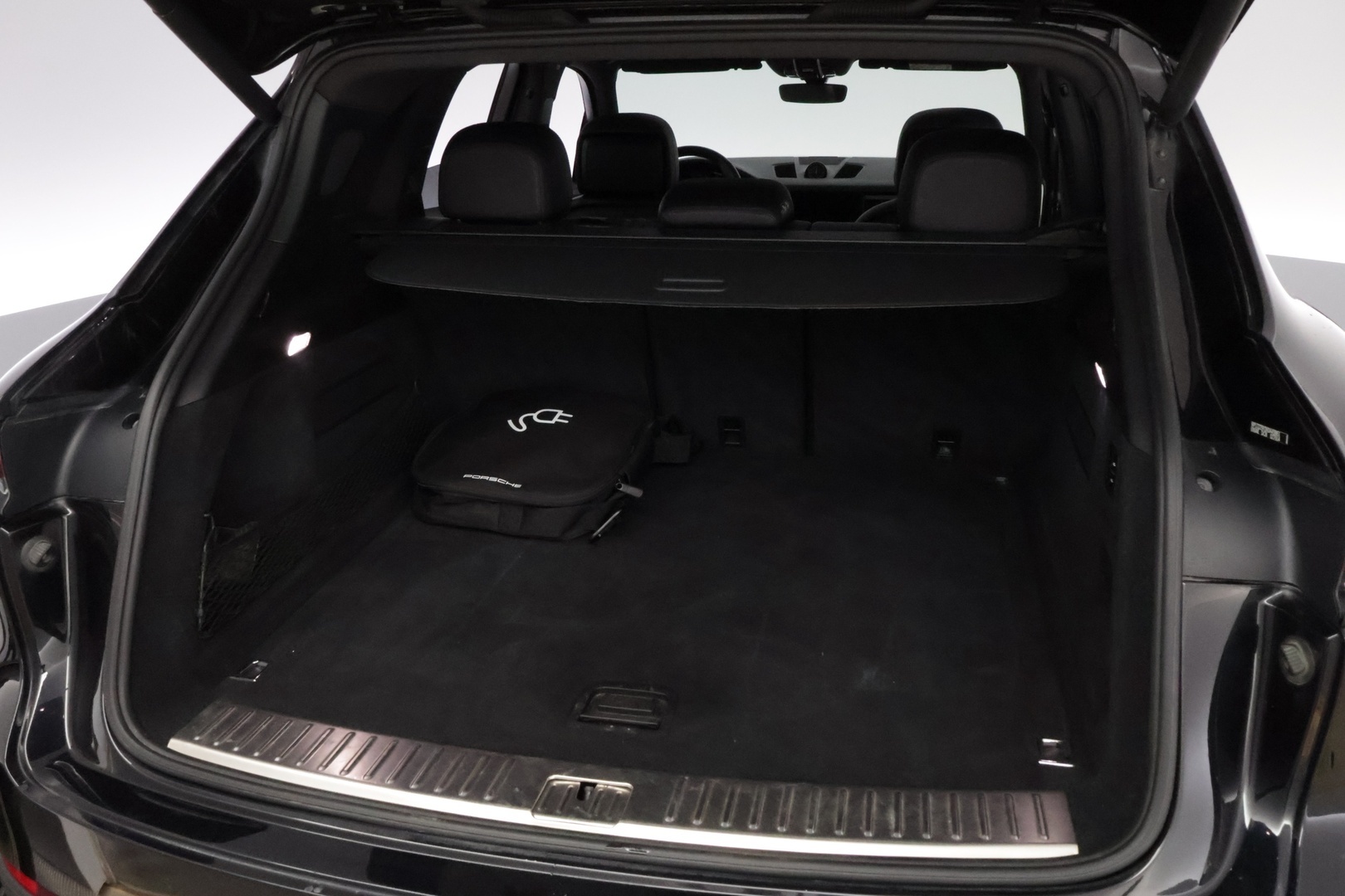 PORSCHE Cayenne 2019