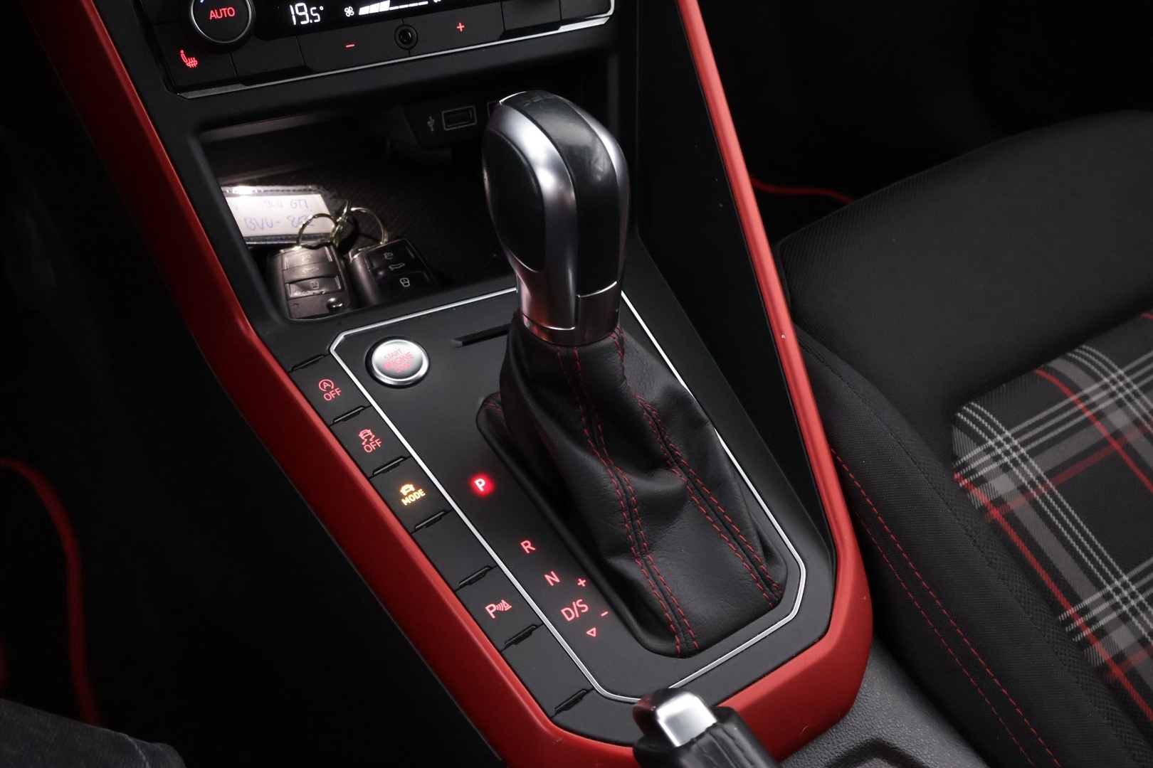 VOLKSWAGEN Polo 2019