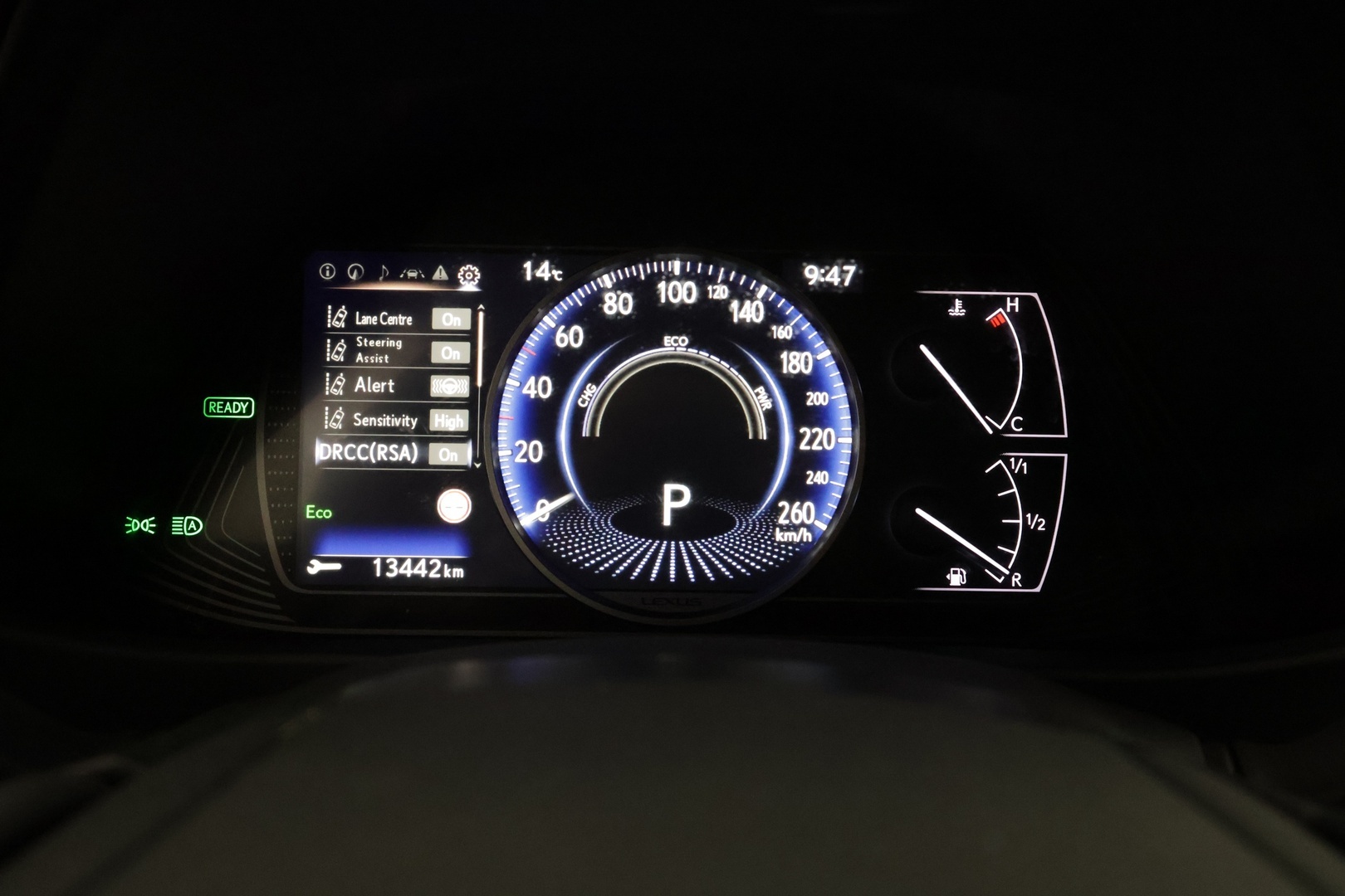 LEXUS UX 2019