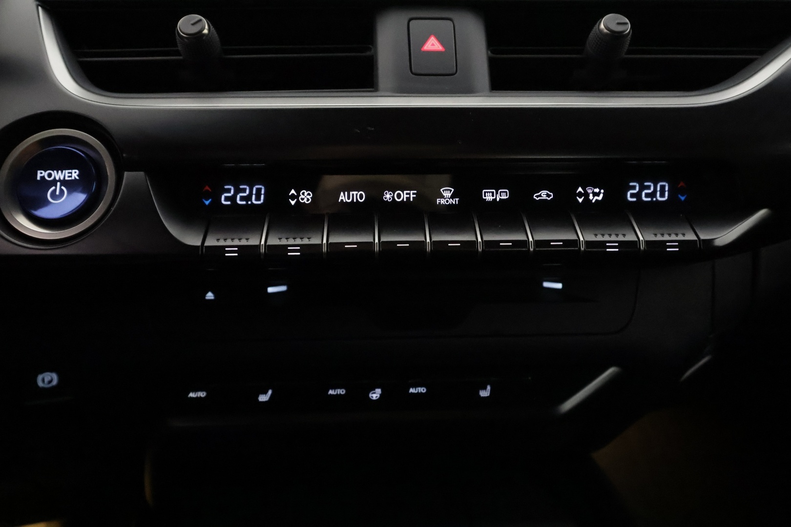 LEXUS UX 2019