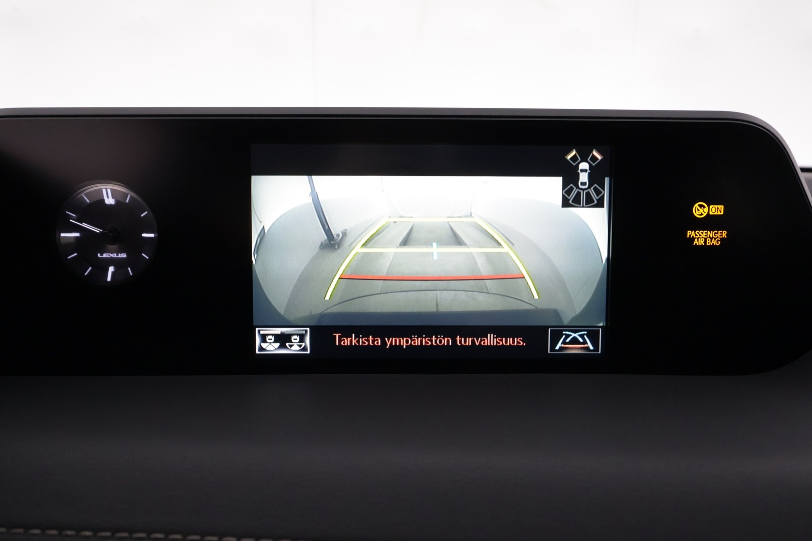 LEXUS UX 2019
