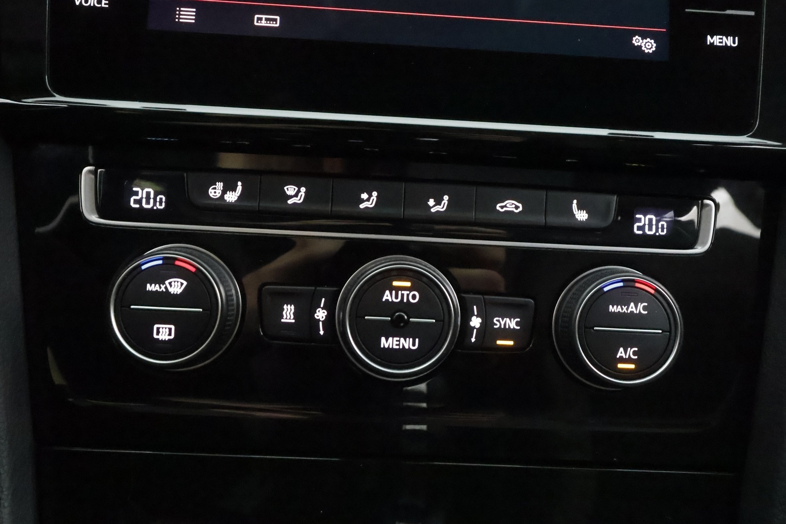 VOLKSWAGEN Golf 2019