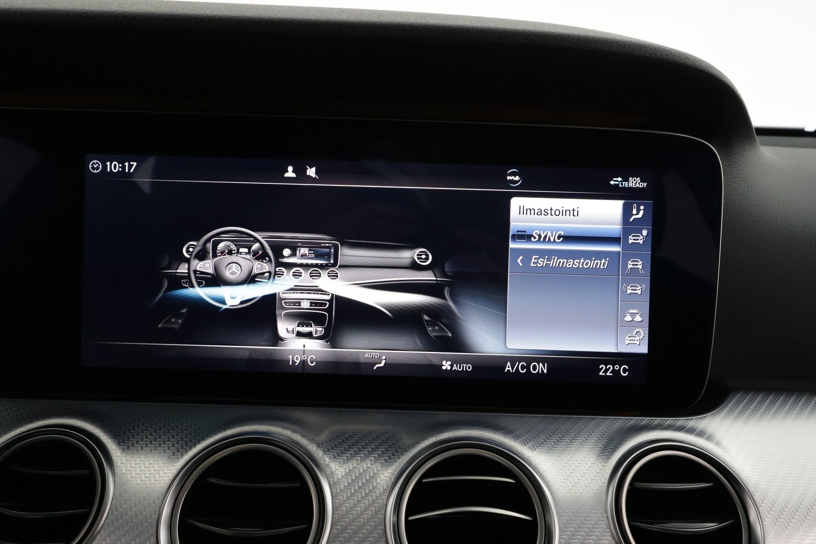 MERCEDES-BENZ E 2019