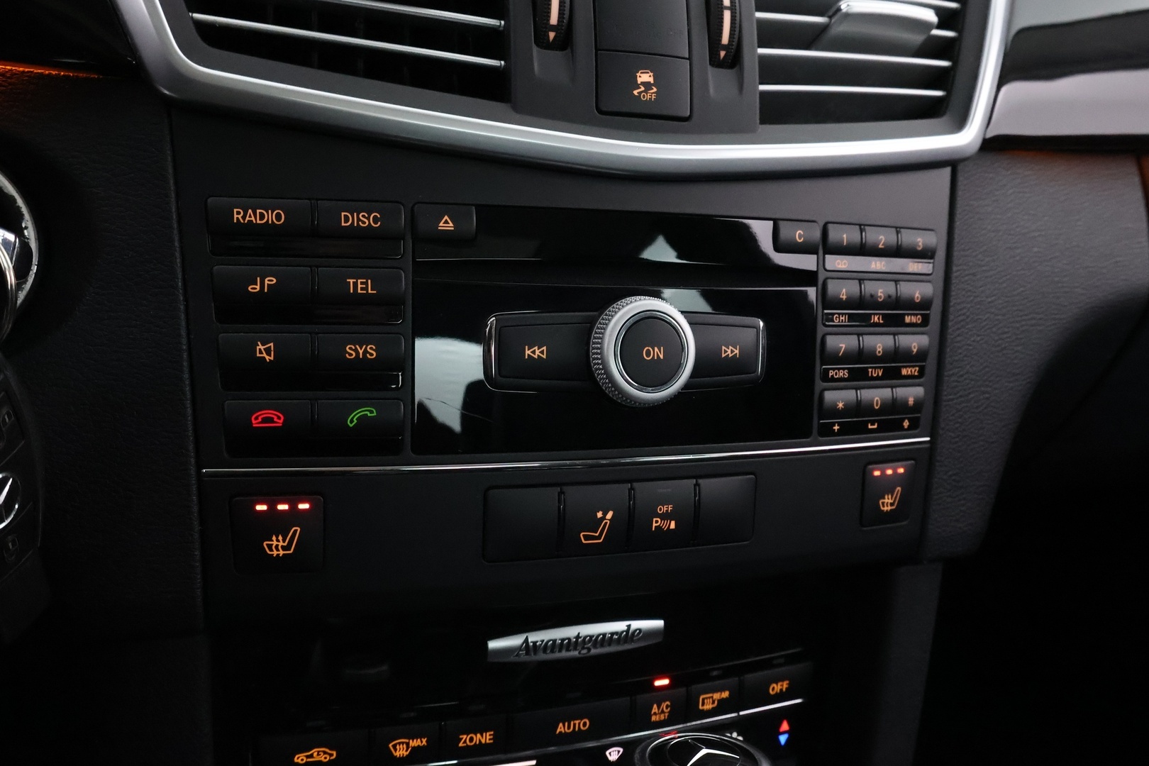 MERCEDES-BENZ E 2009