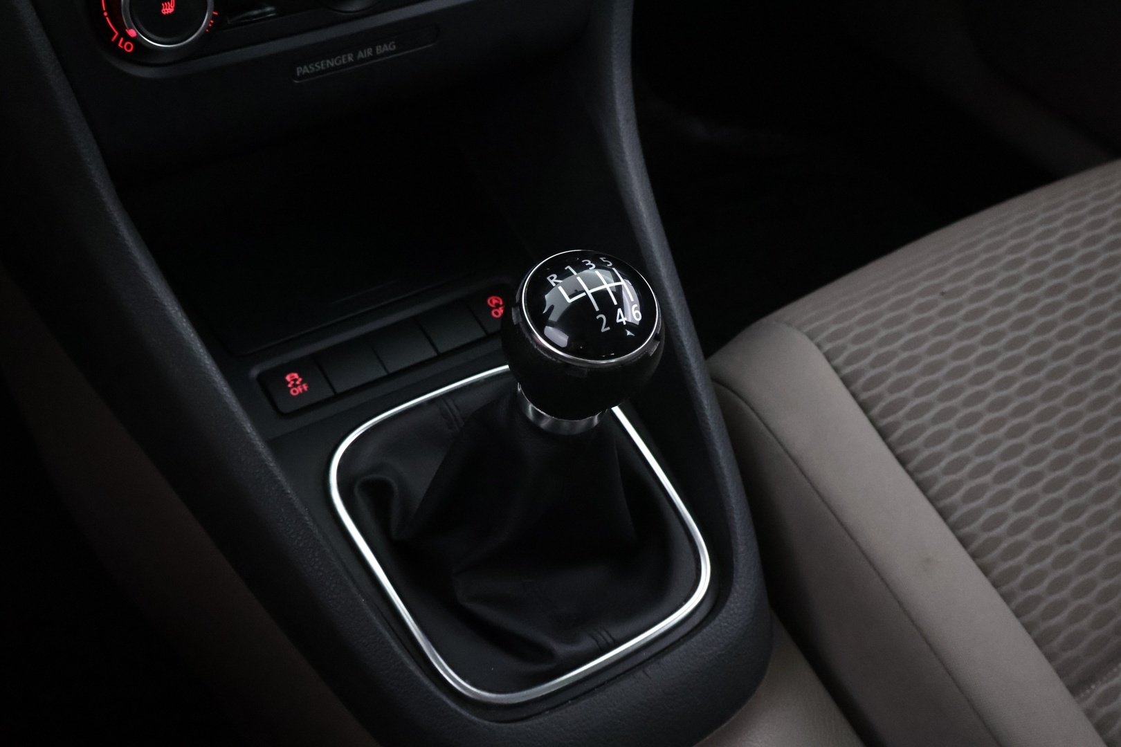 VOLKSWAGEN Golf 2011