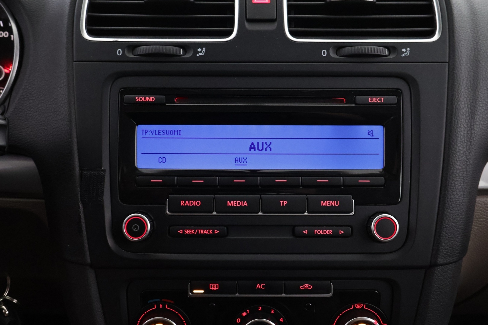 VOLKSWAGEN Golf 2011