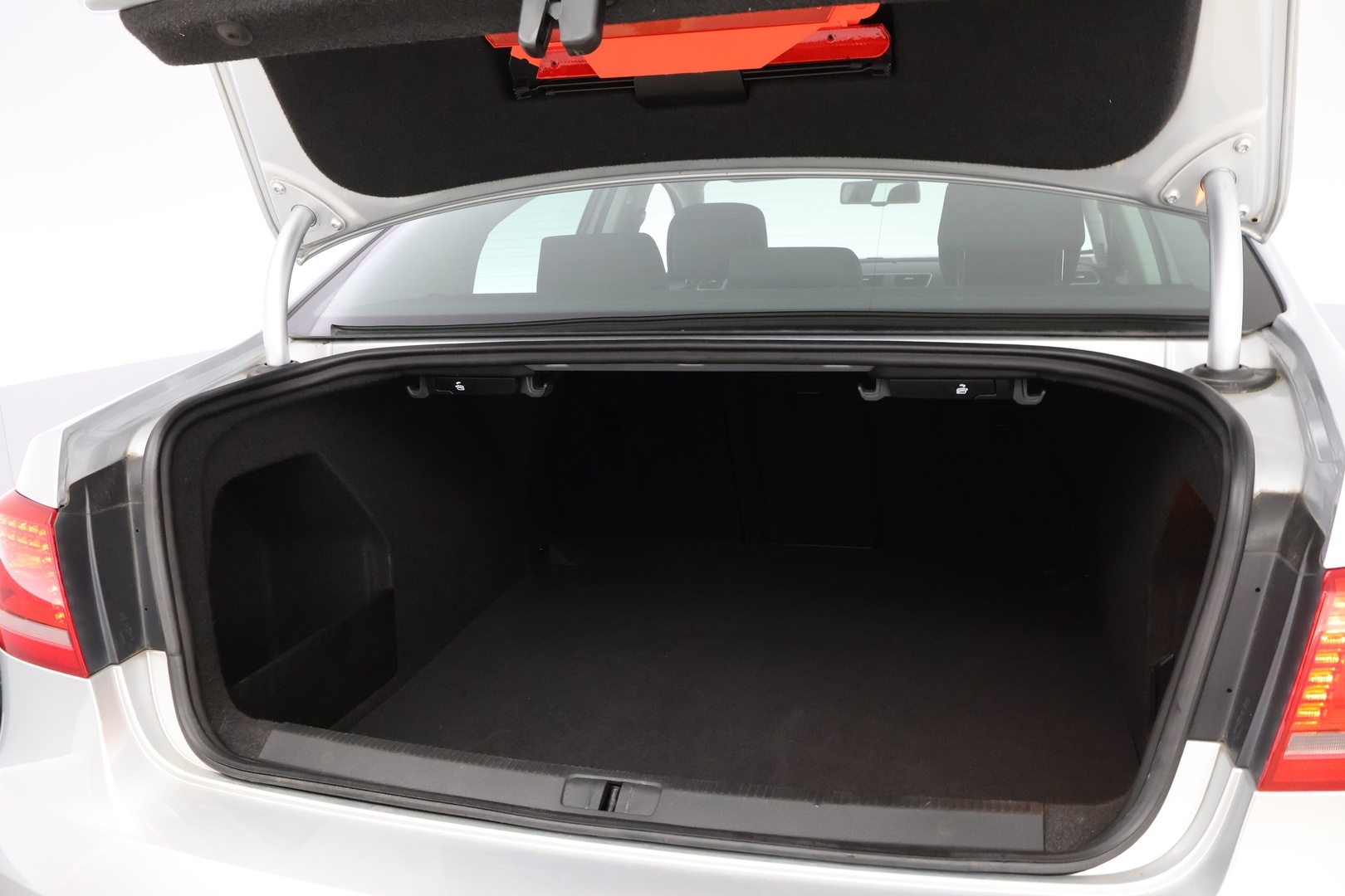 VOLKSWAGEN Passat 2012