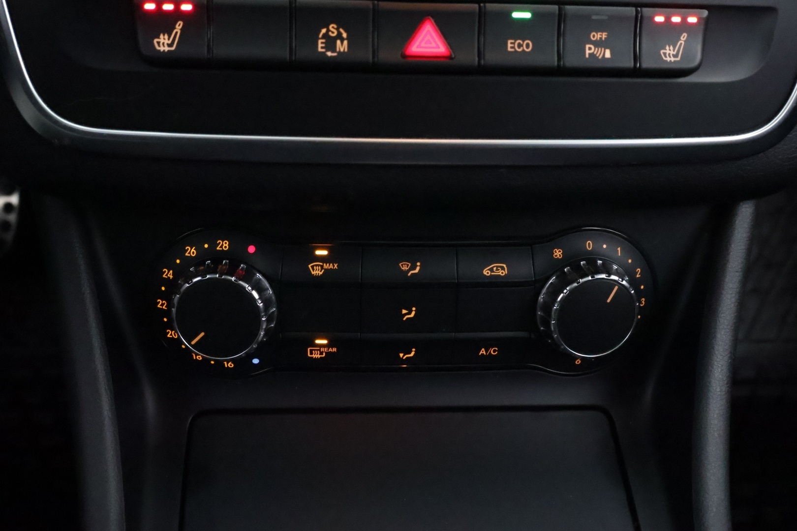 MERCEDES-BENZ CLA 2013