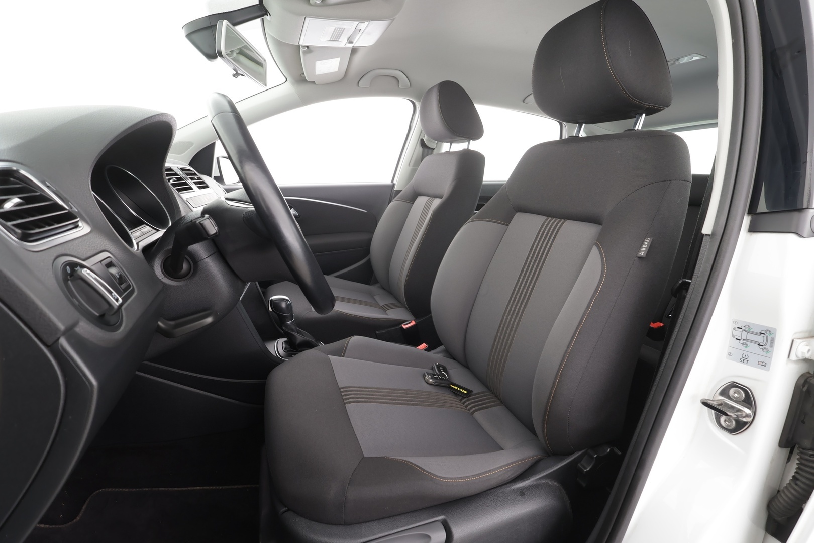 VOLKSWAGEN Polo 2017