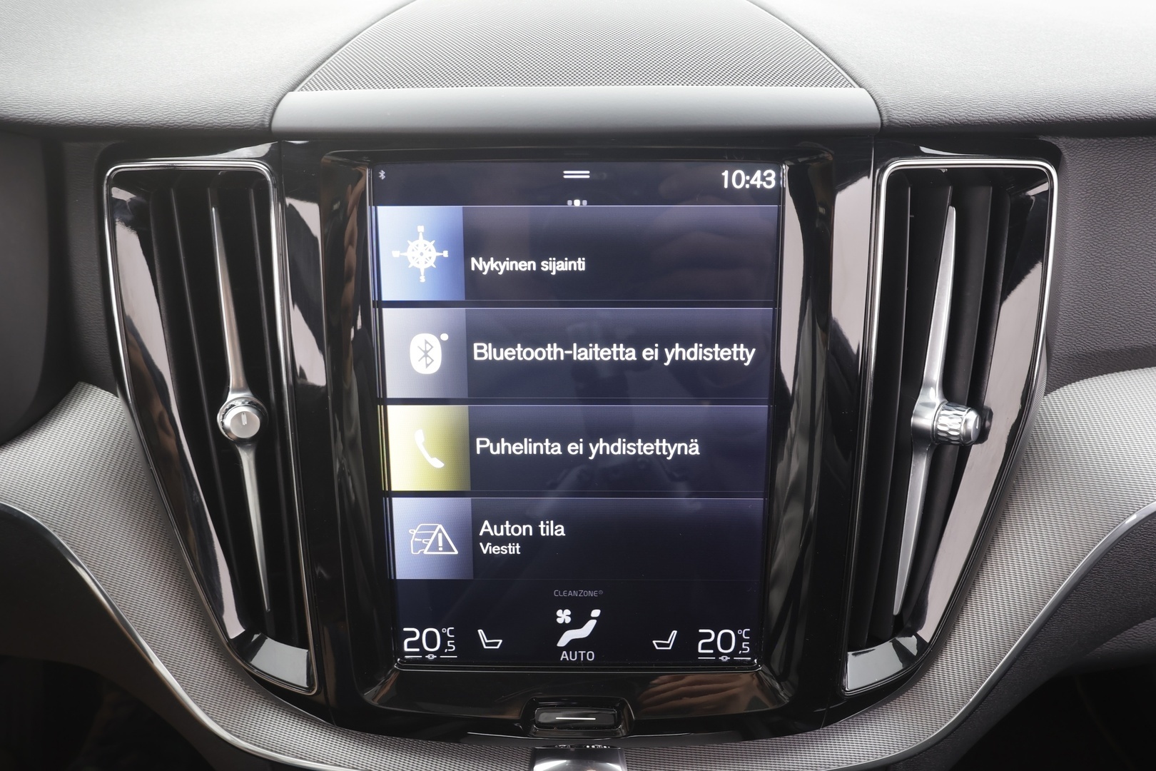 VOLVO XC60 2018