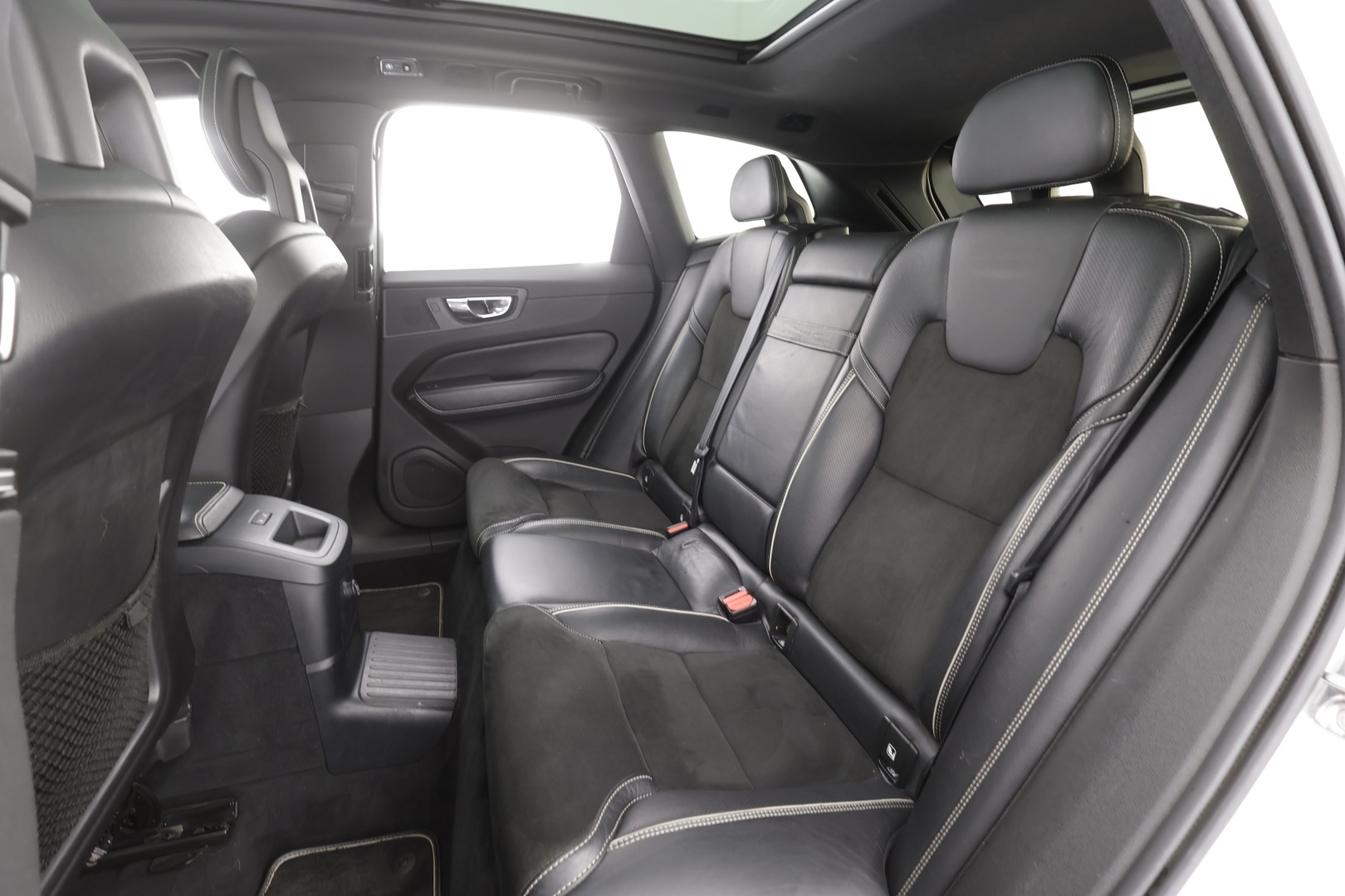 VOLVO XC60 2018