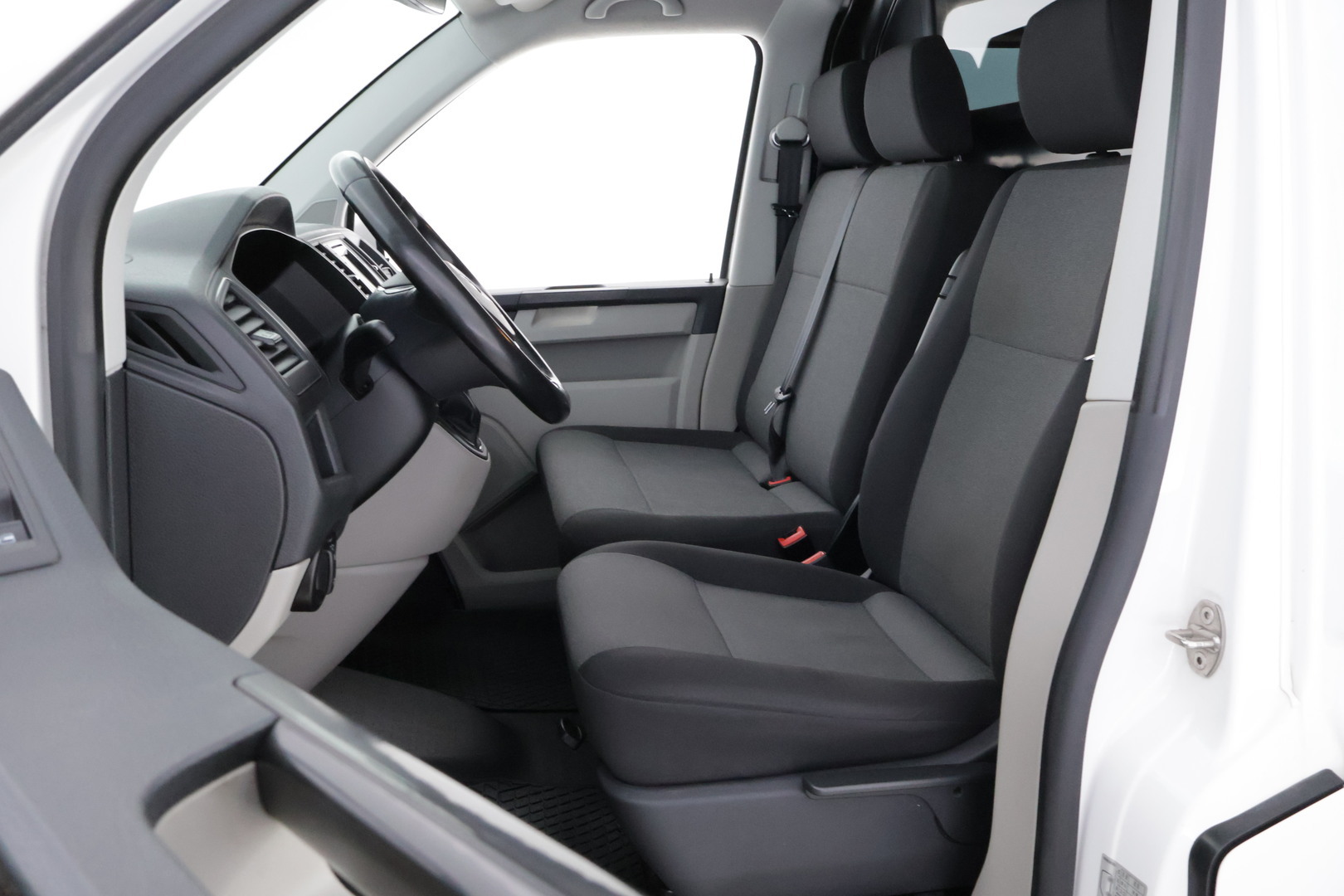 VOLKSWAGEN Transporter 2018