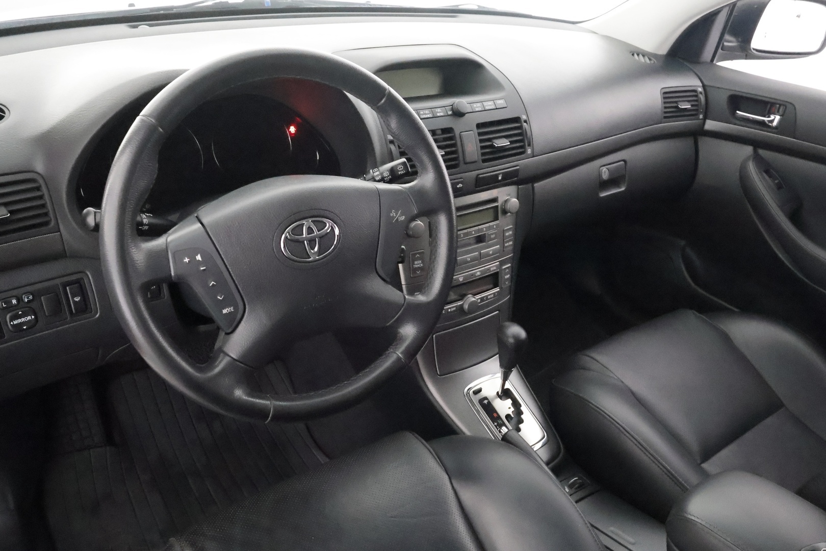 TOYOTA Avensis 2006
