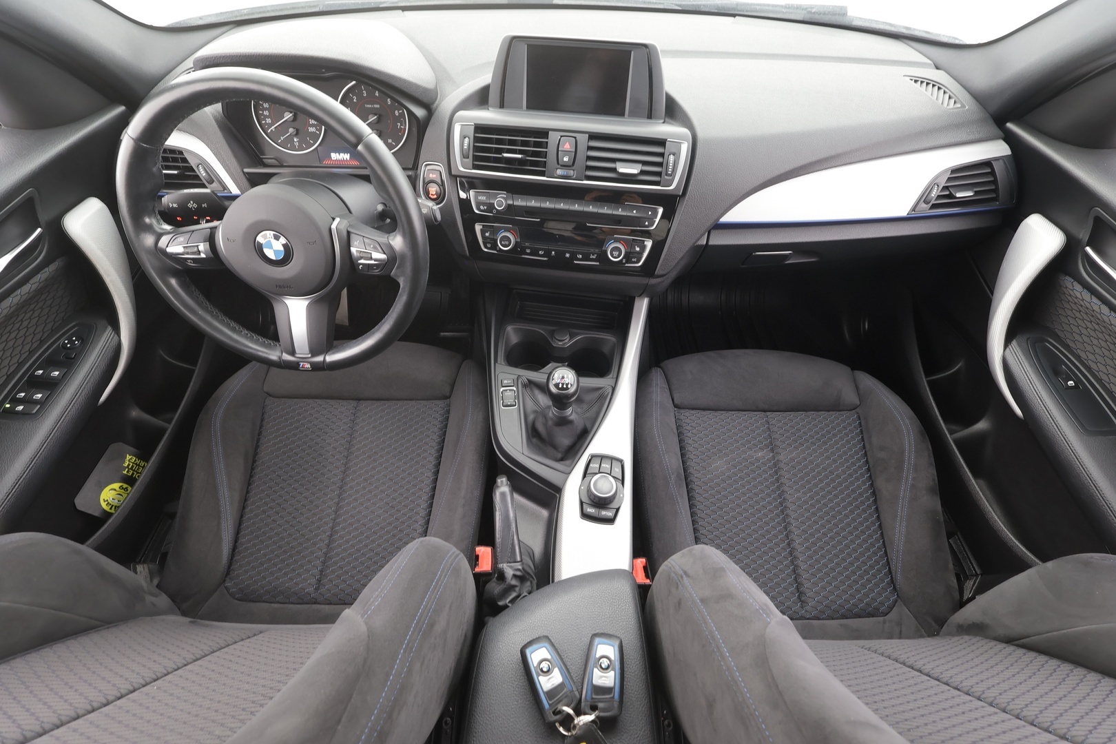 BMW 118 2017