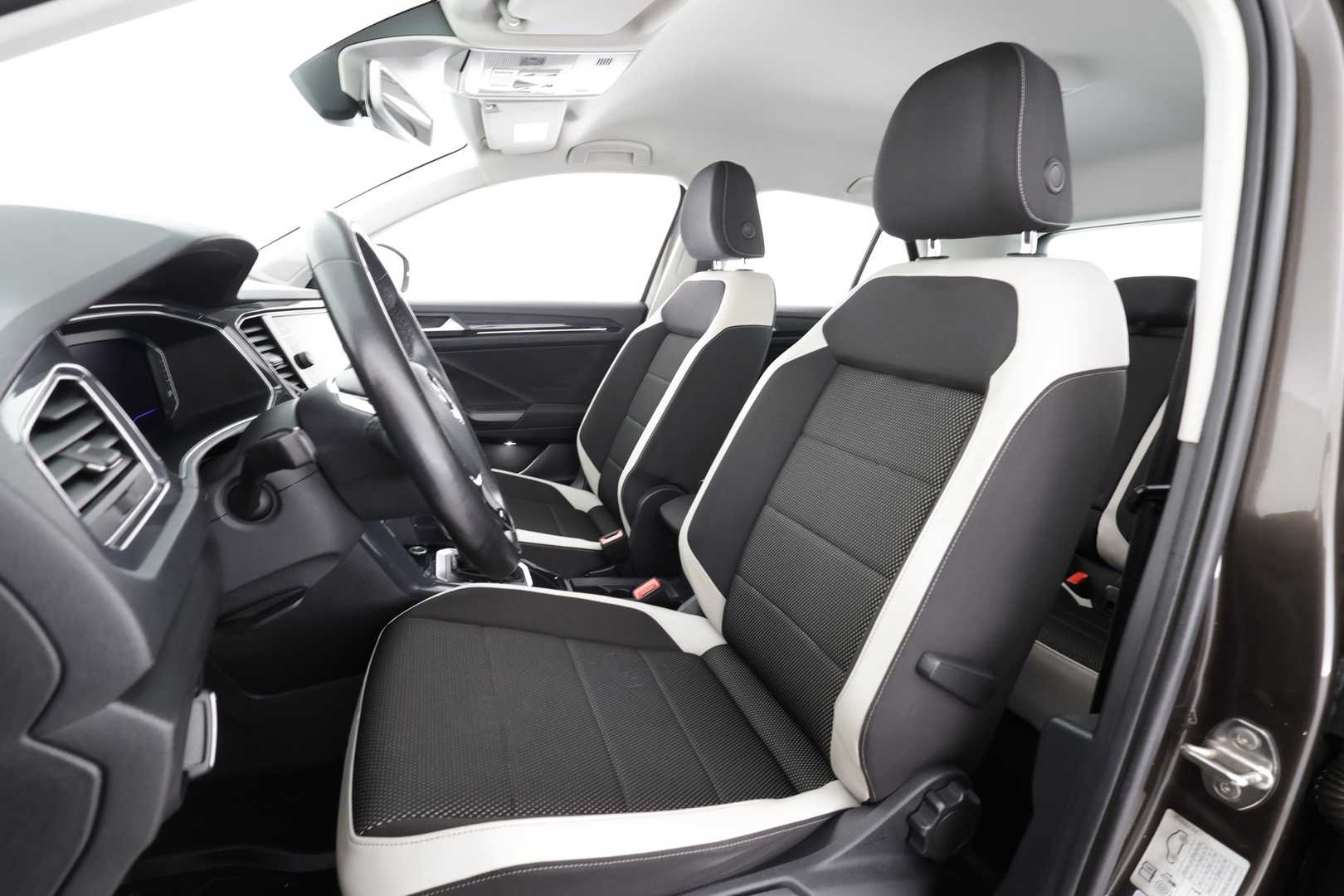 VOLKSWAGEN T-Roc 2019