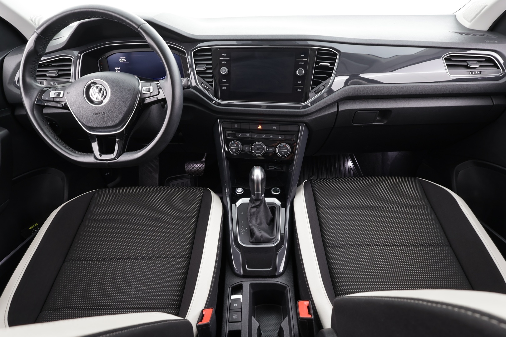 VOLKSWAGEN T-Roc 2019