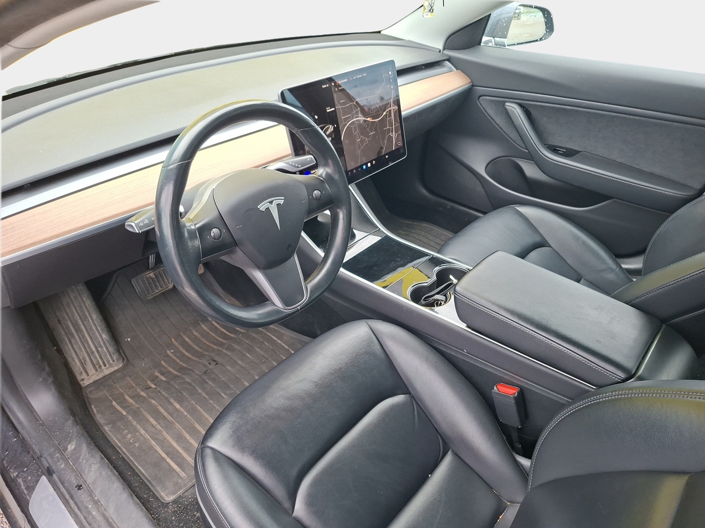 TESLA Model 3 2019