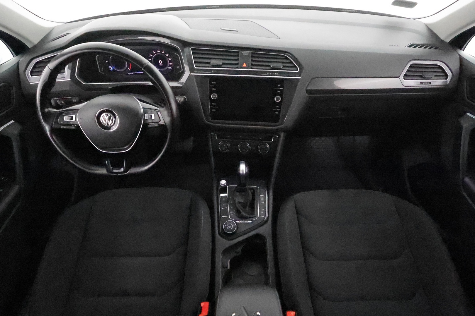 VOLKSWAGEN Tiguan 2020