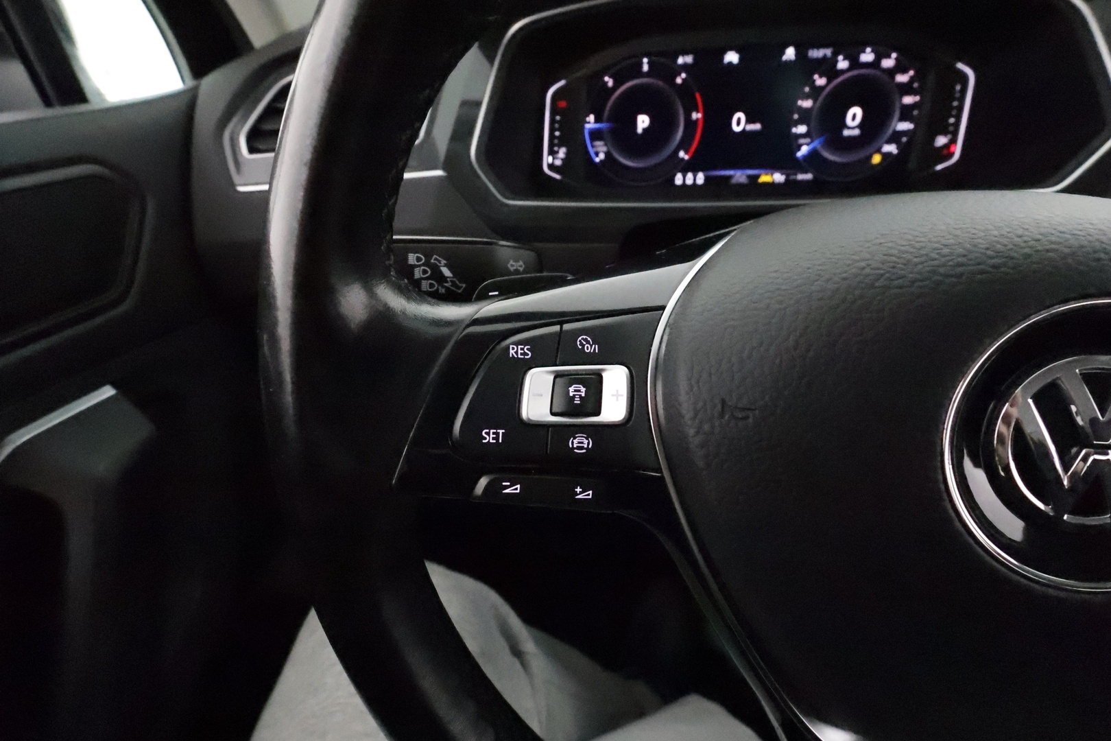 VOLKSWAGEN Tiguan 2020