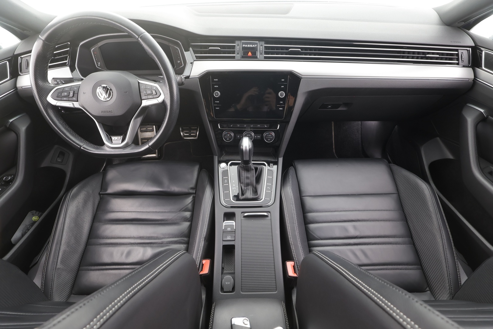 VOLKSWAGEN Passat 2020