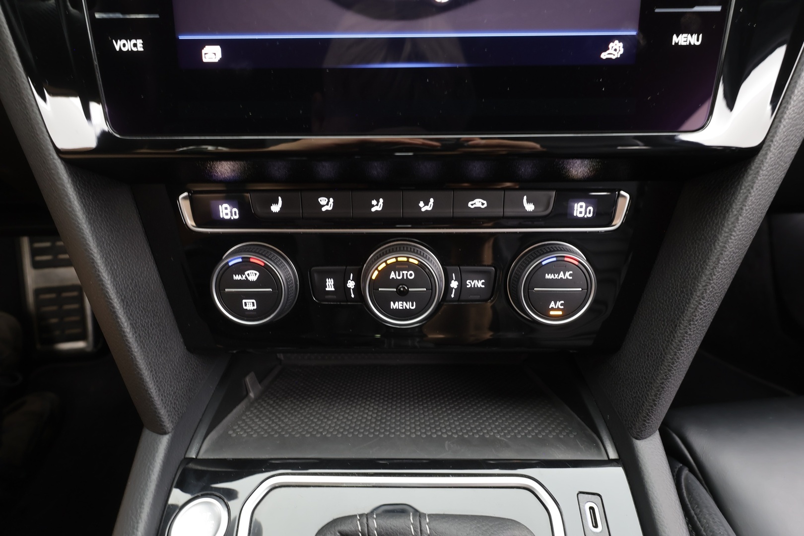 VOLKSWAGEN Passat 2020