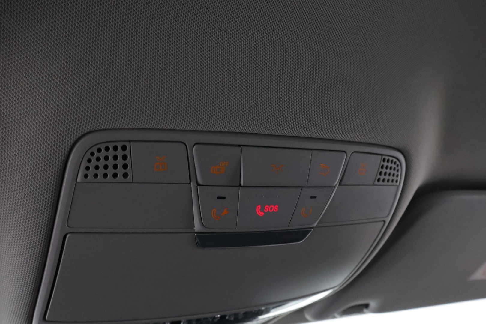 MERCEDES-BENZ C 2015