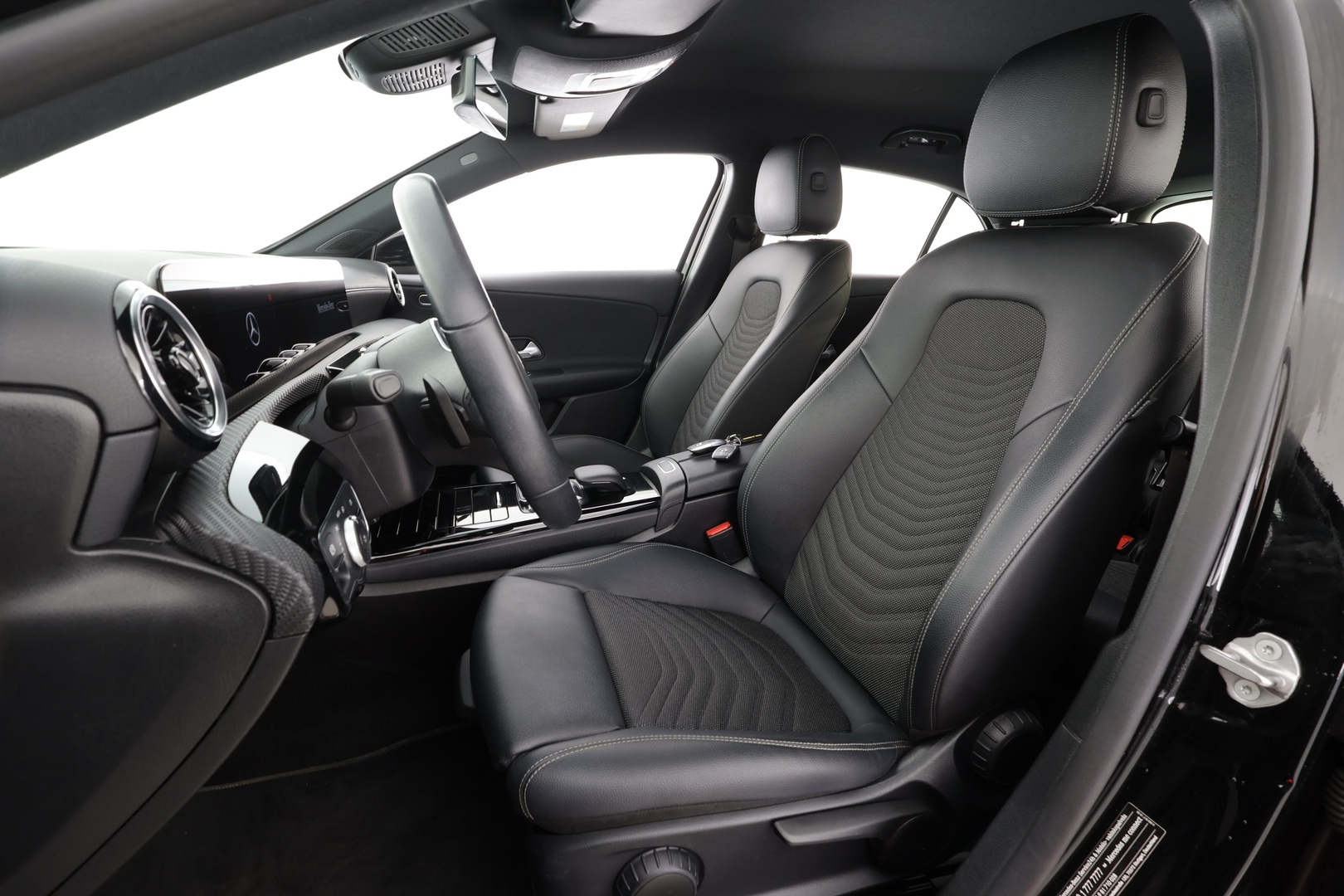 MERCEDES-BENZ A 2021