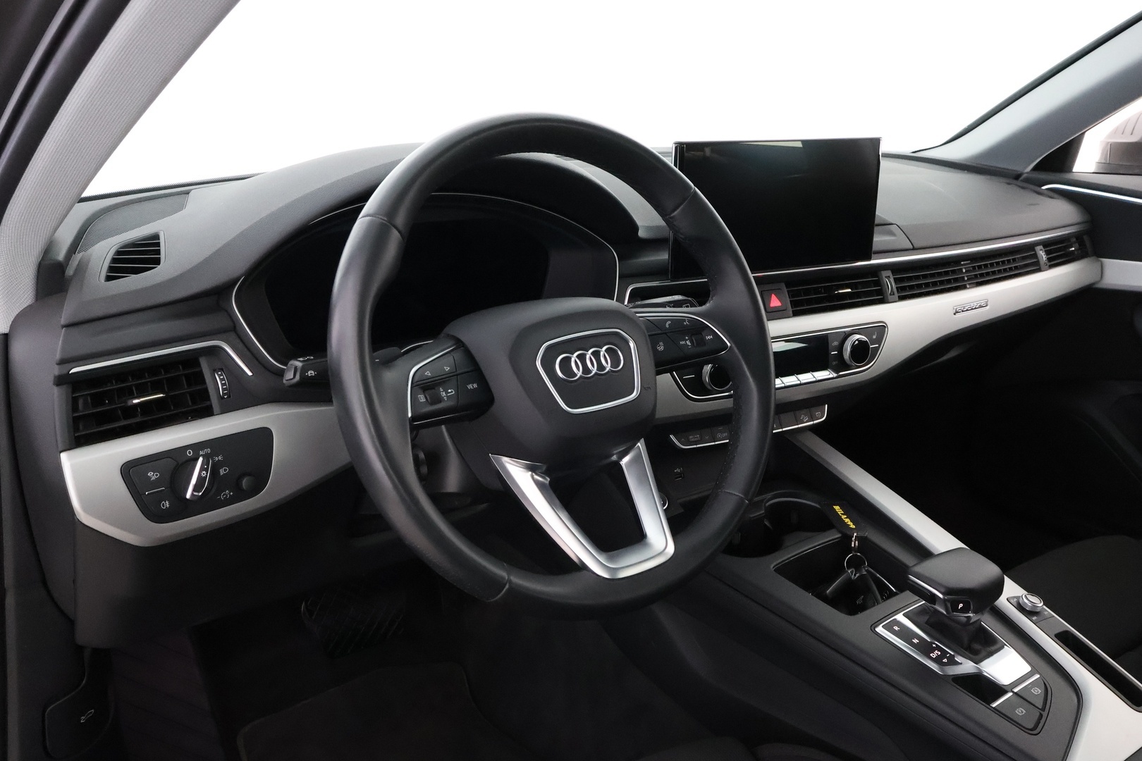 AUDI A4 allroad 2021