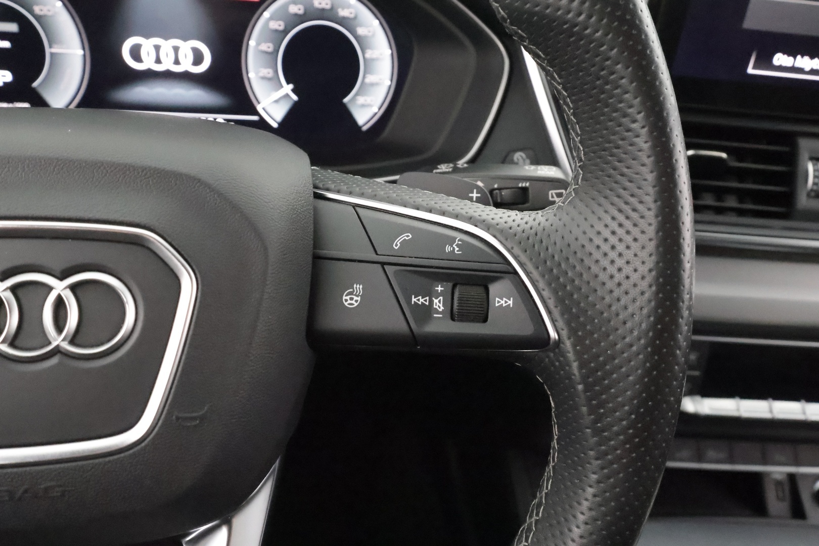 AUDI Q5 2022