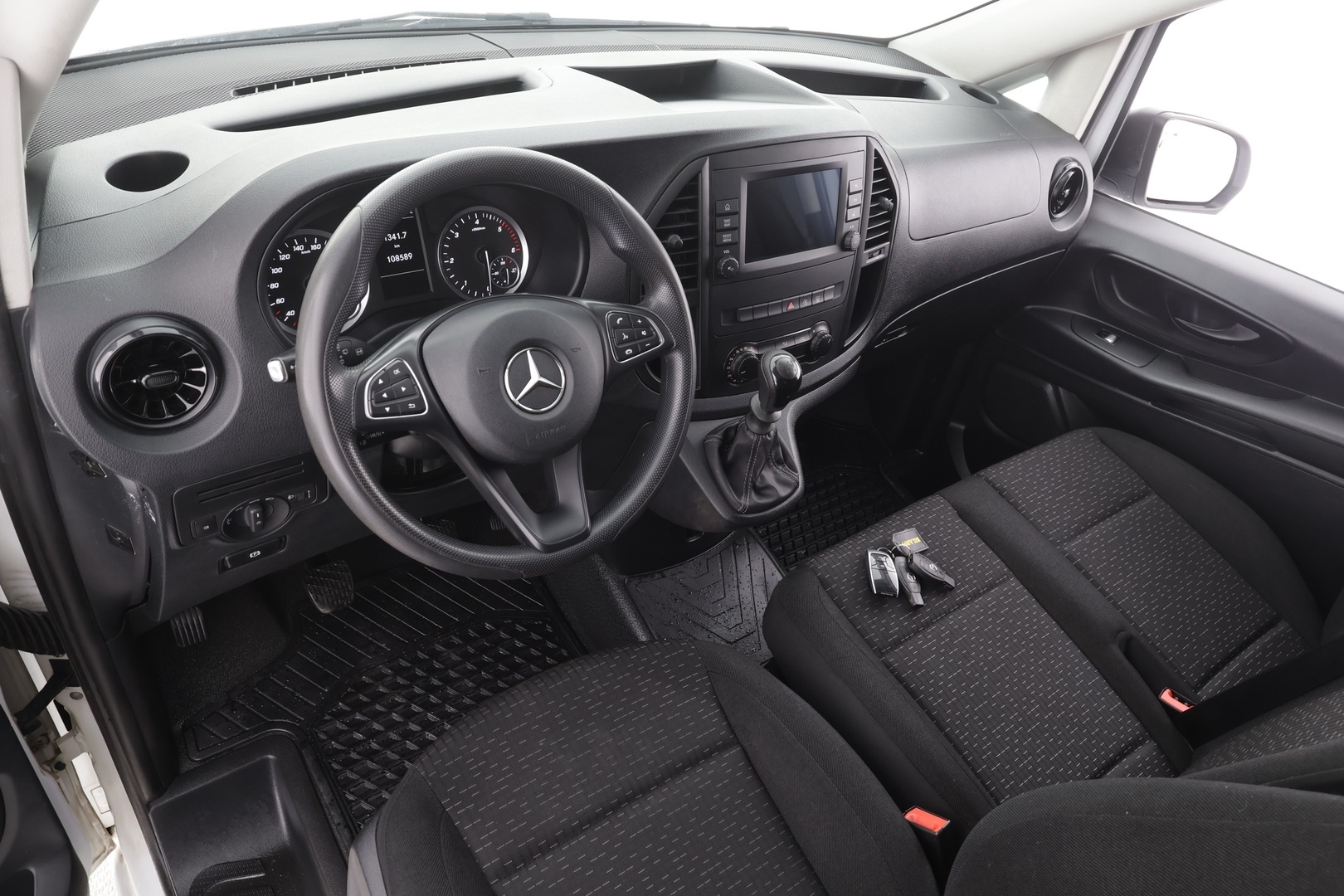 MERCEDES-BENZ Vito 2022