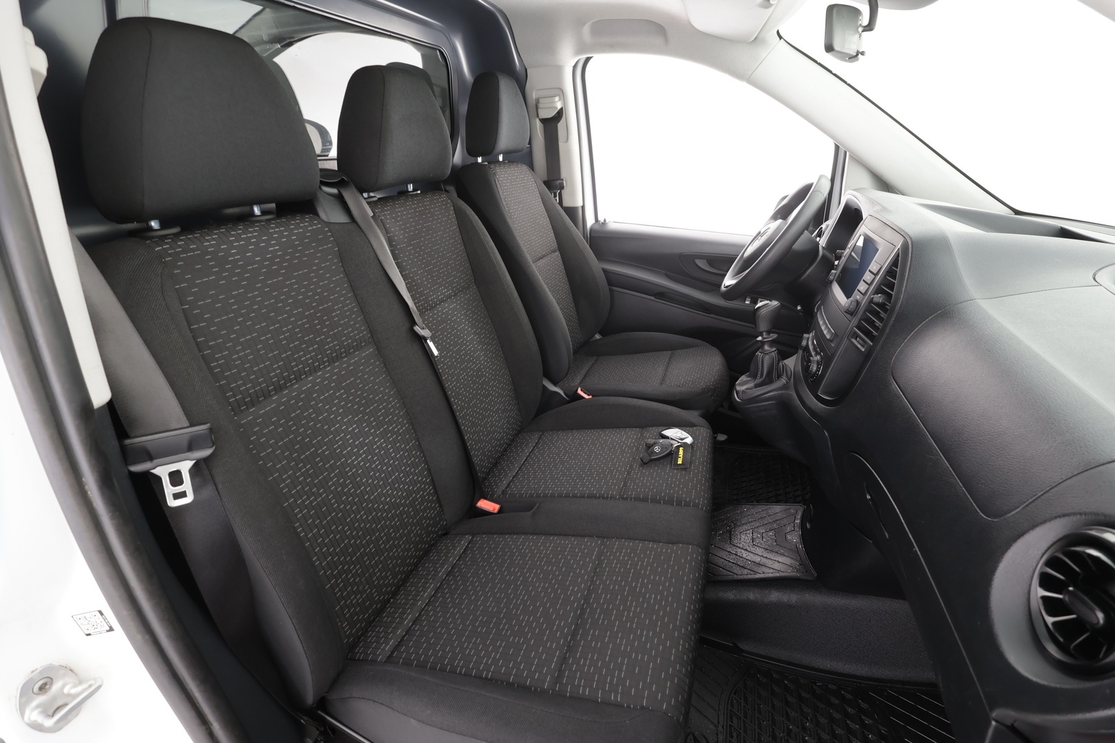 MERCEDES-BENZ Vito 2022
