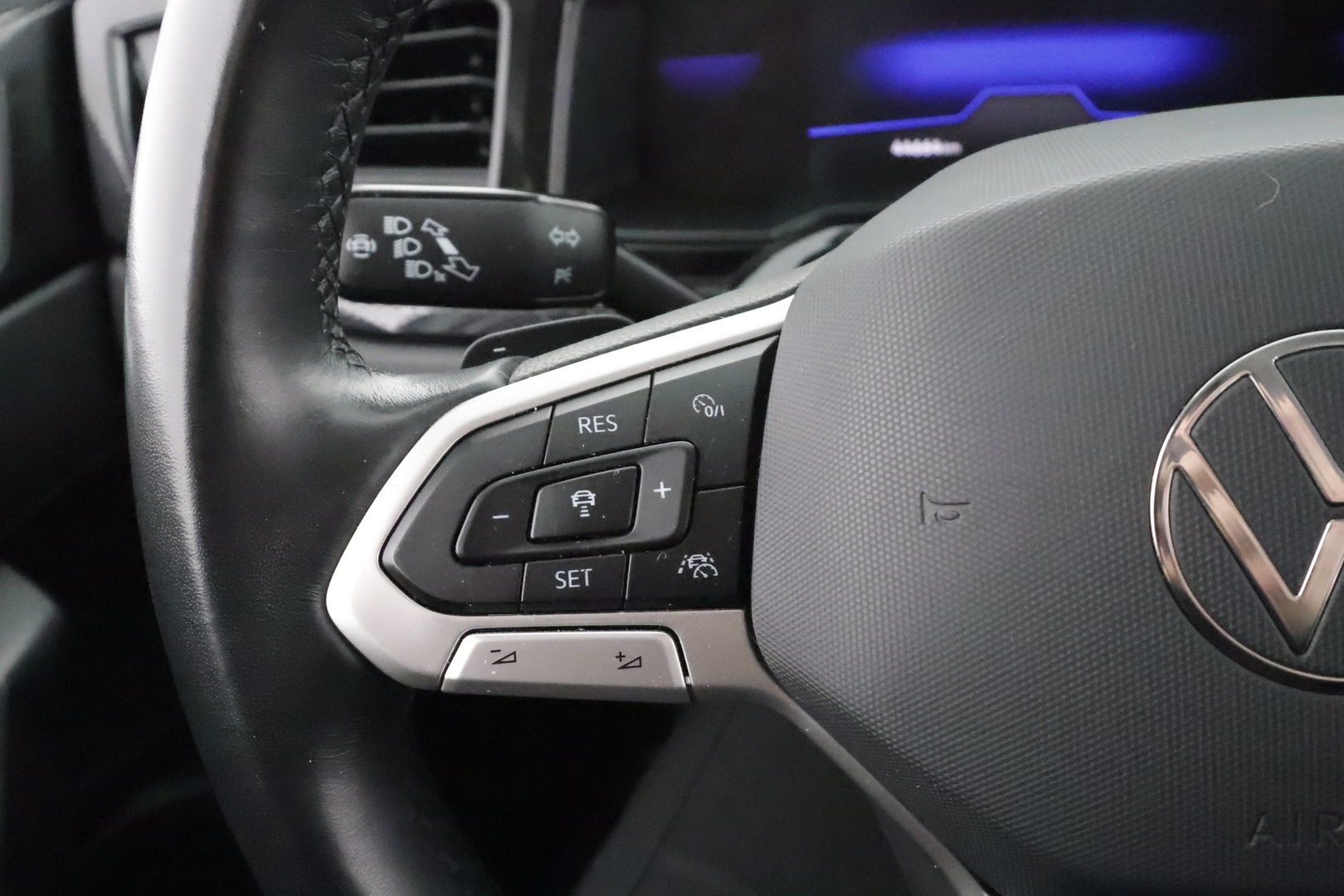 VOLKSWAGEN Polo 2022