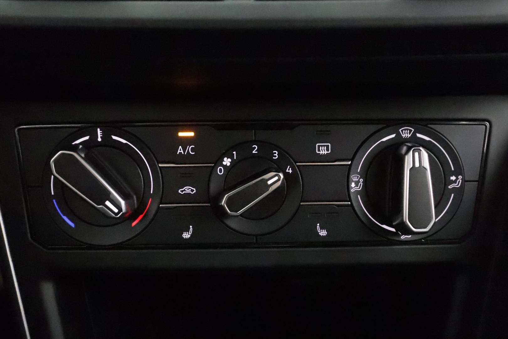 VOLKSWAGEN Polo 2022