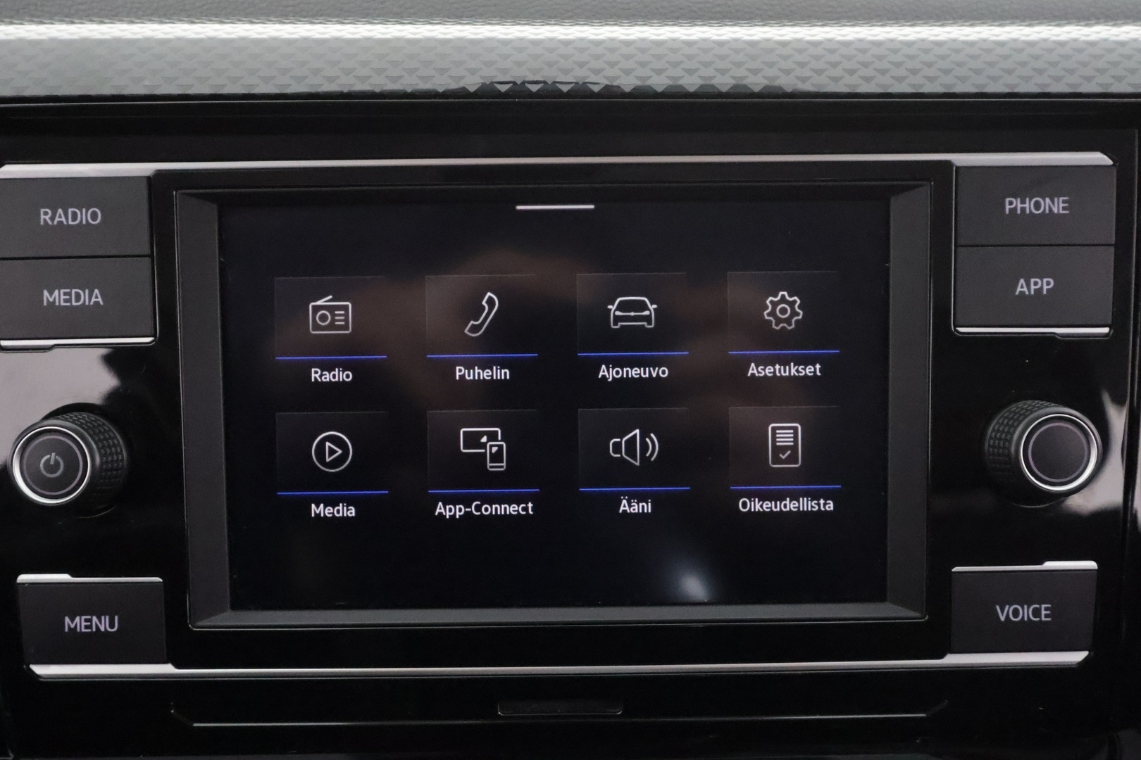 VOLKSWAGEN Polo 2022