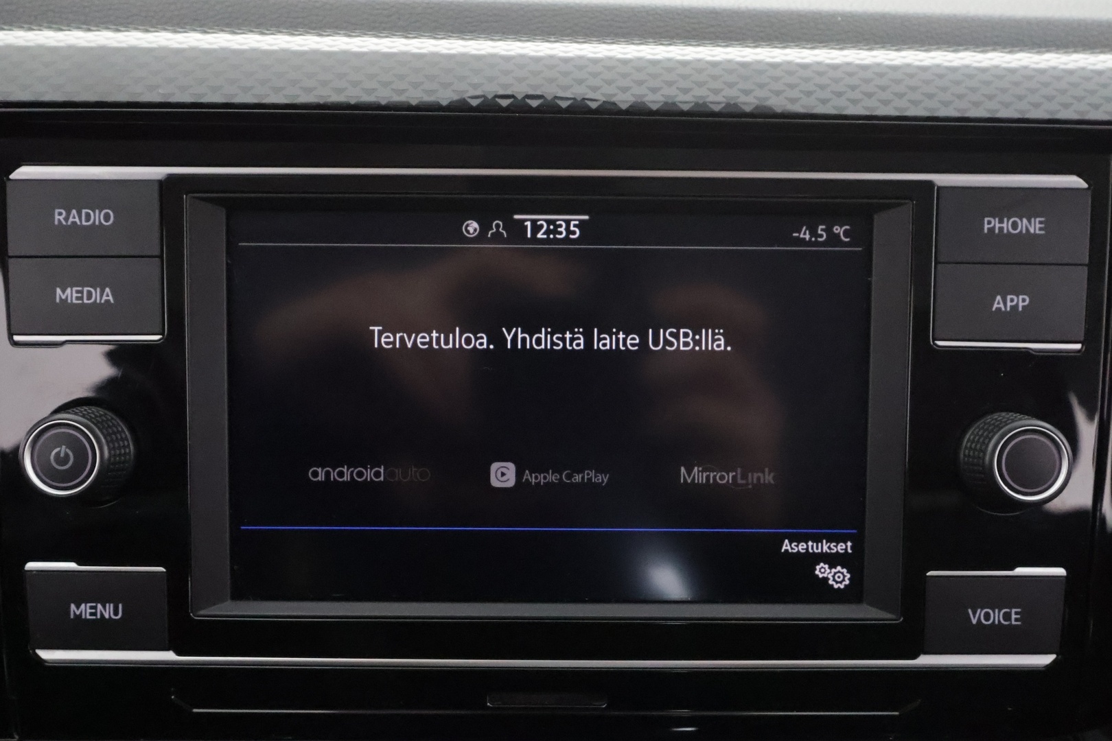 VOLKSWAGEN Polo 2022