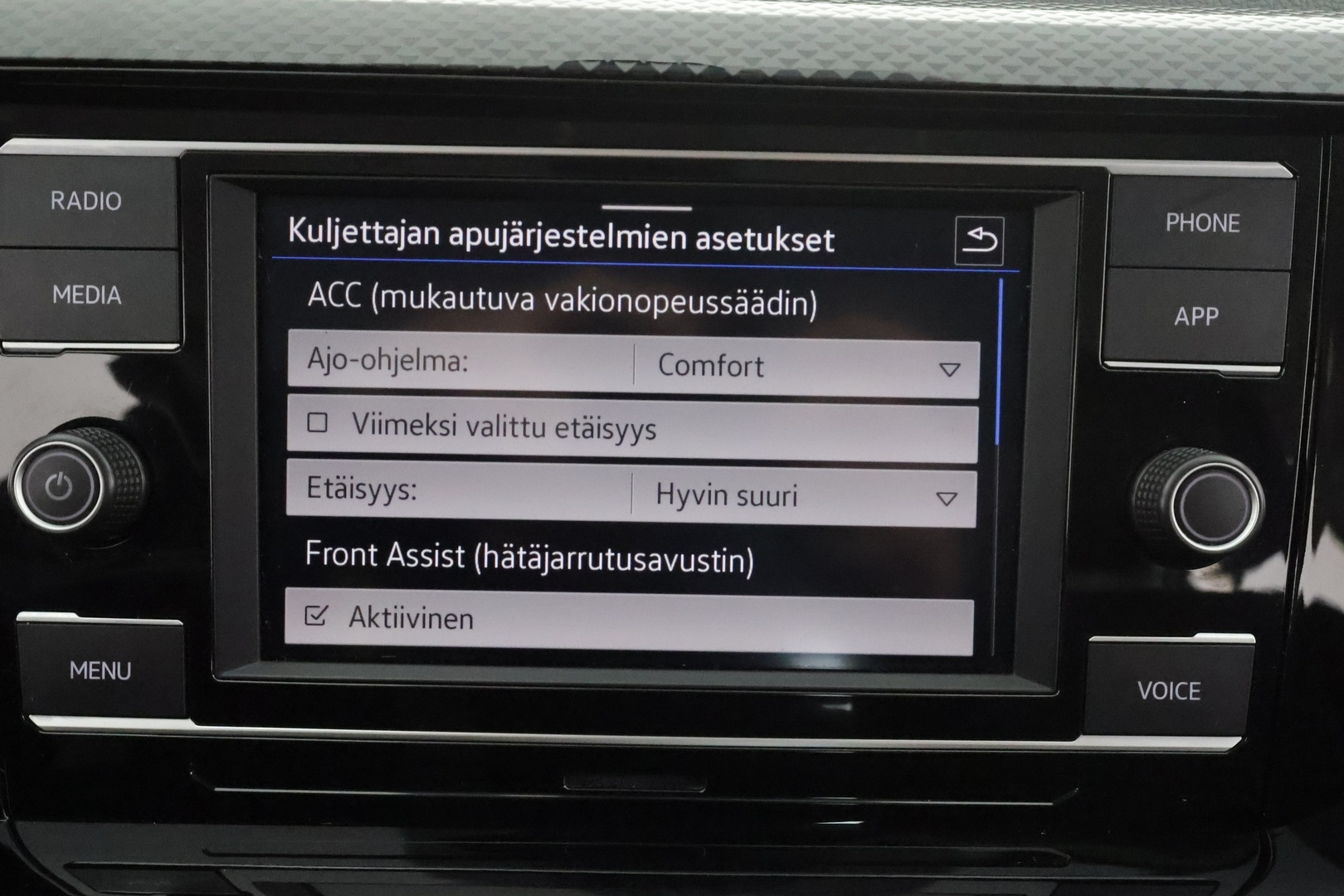 VOLKSWAGEN Polo 2022