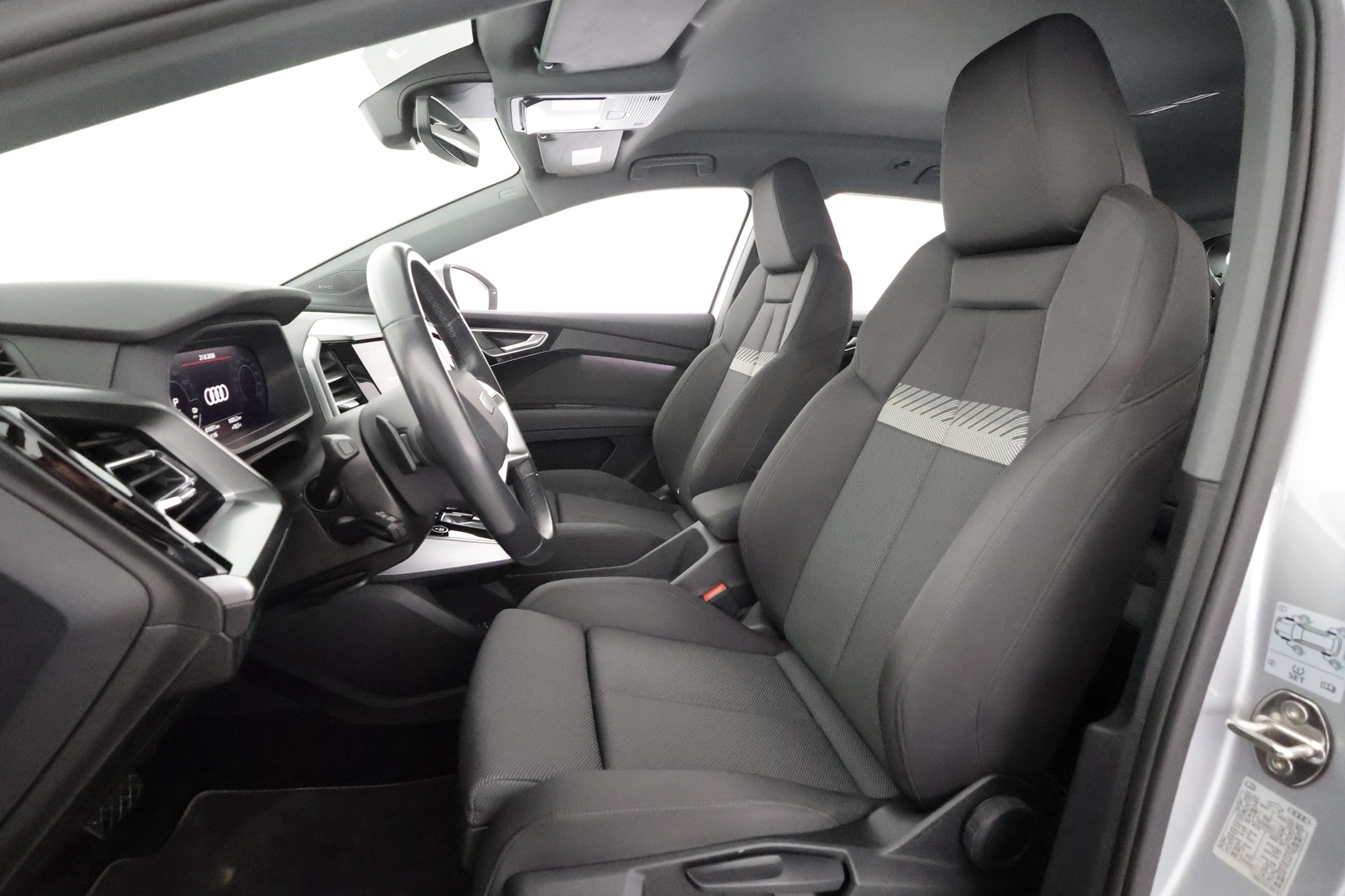 AUDI Q4 e-tron 2023