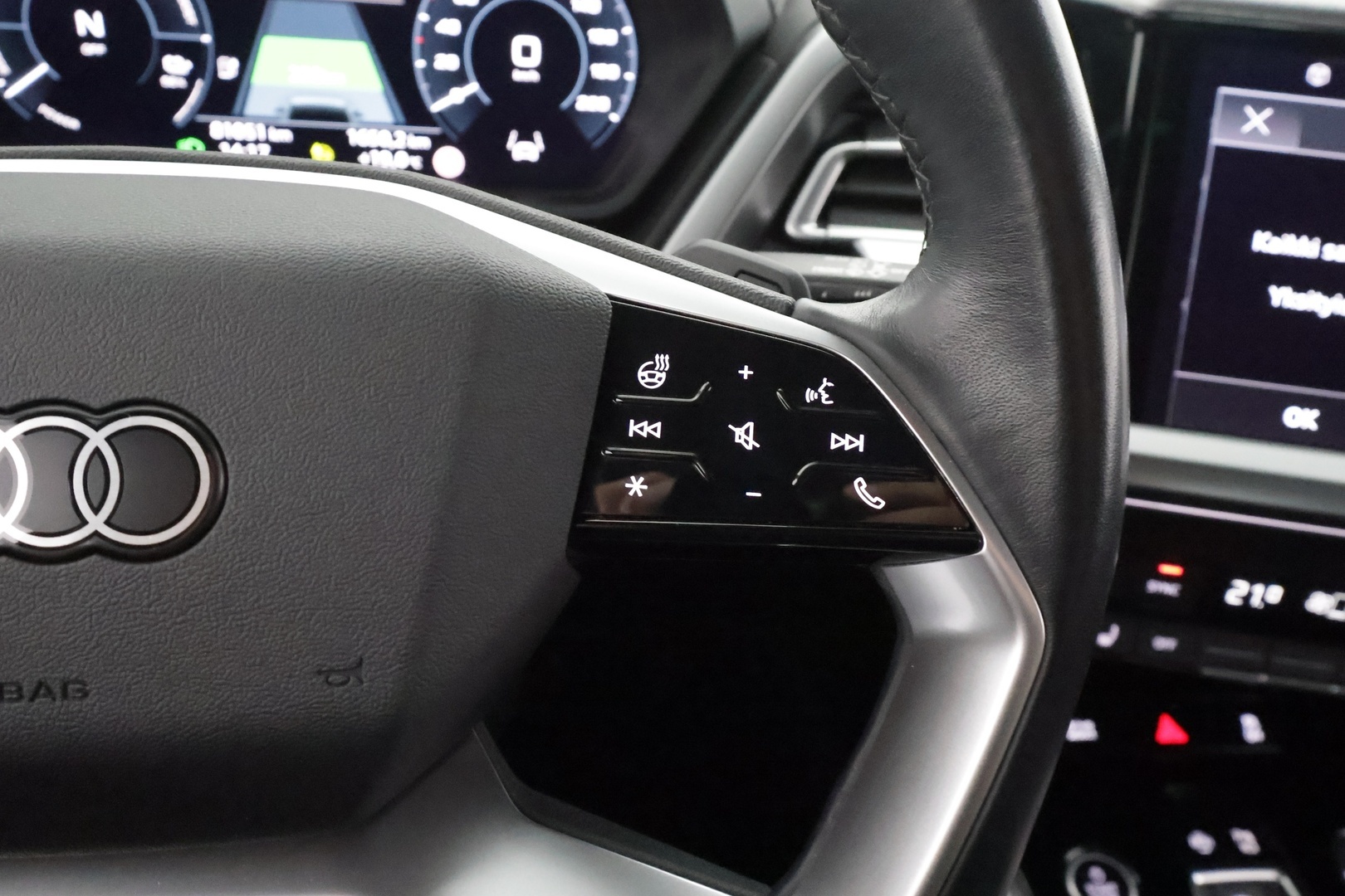 AUDI Q4 e-tron 2023