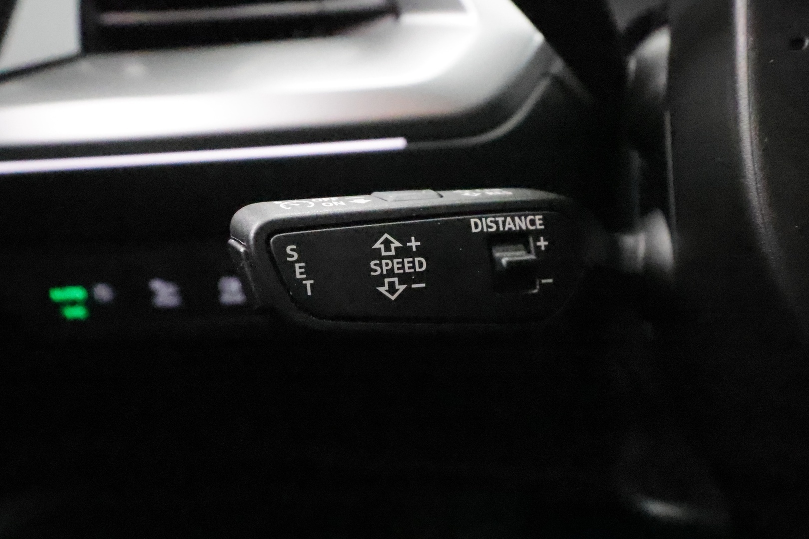 AUDI Q4 e-tron 2023