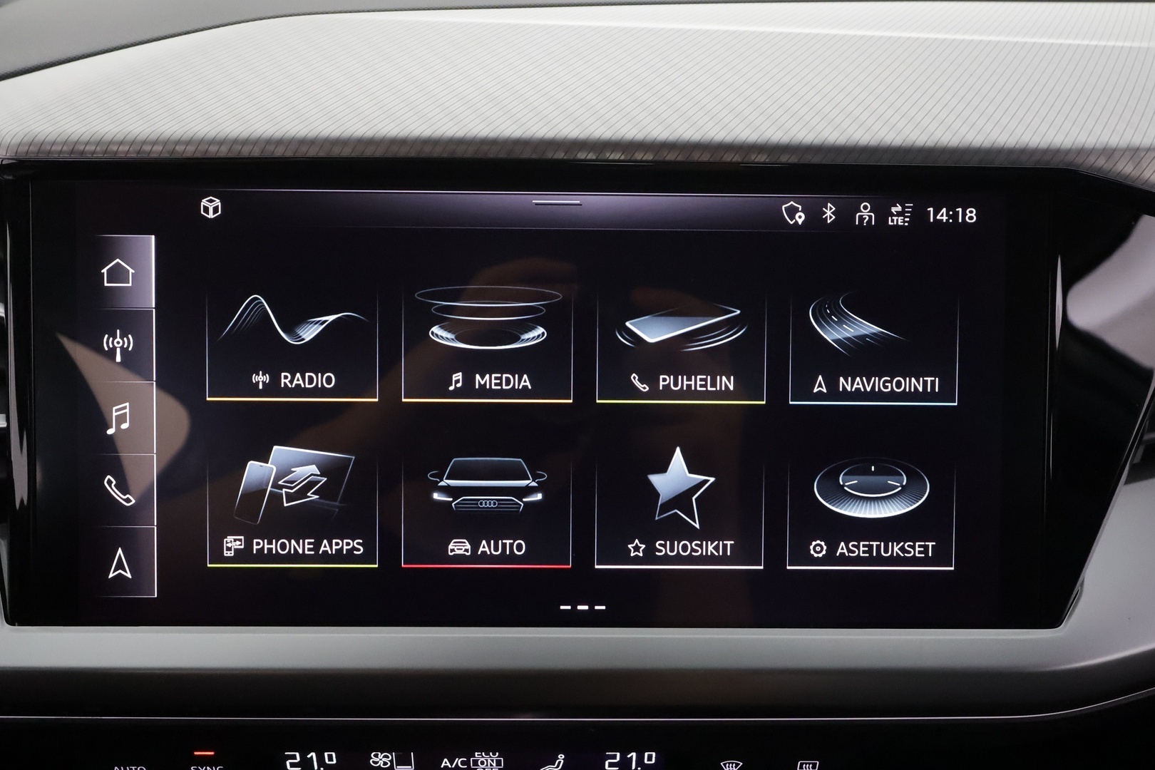 AUDI Q4 e-tron 2023