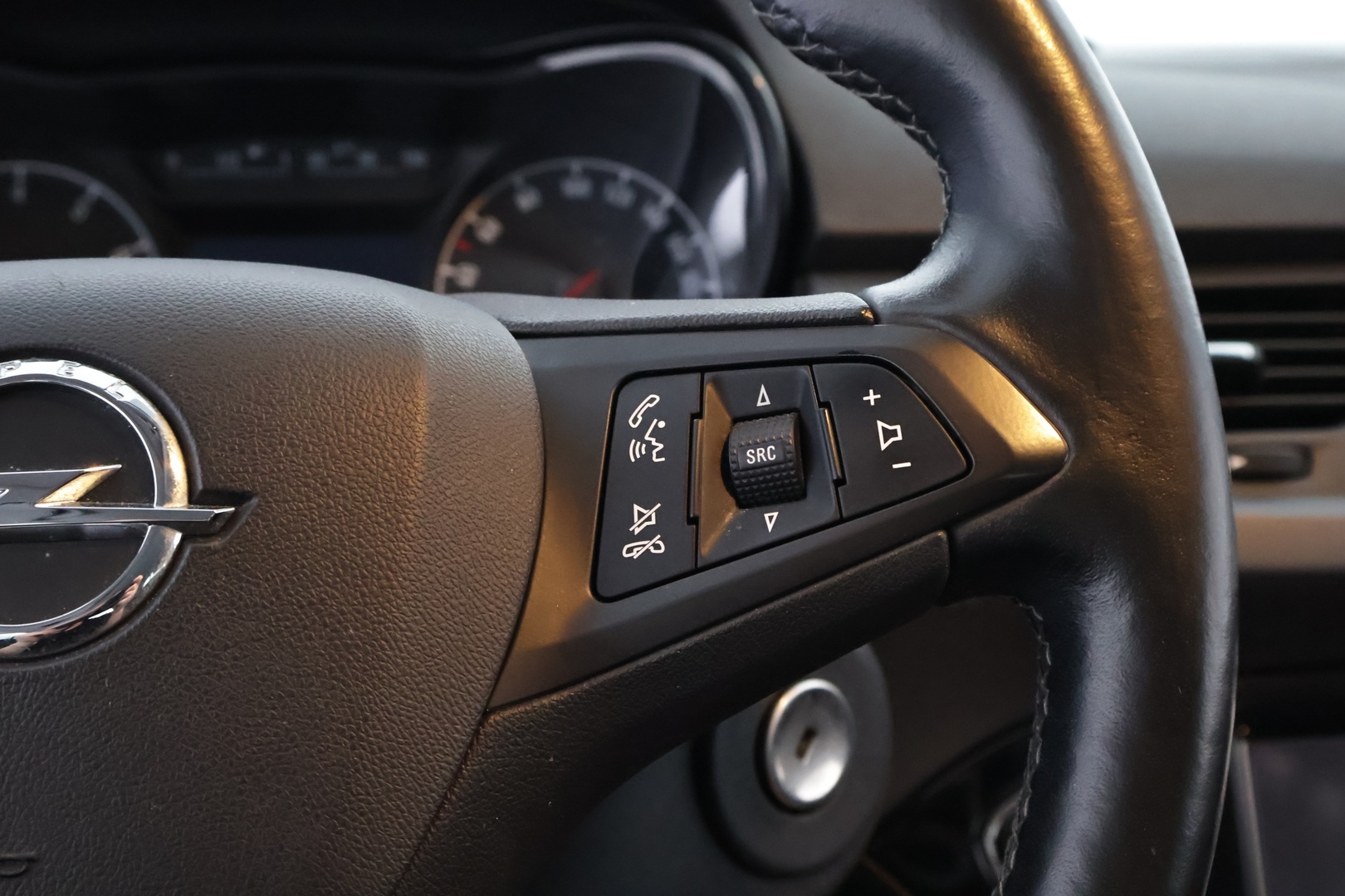 OPEL Corsa 2015