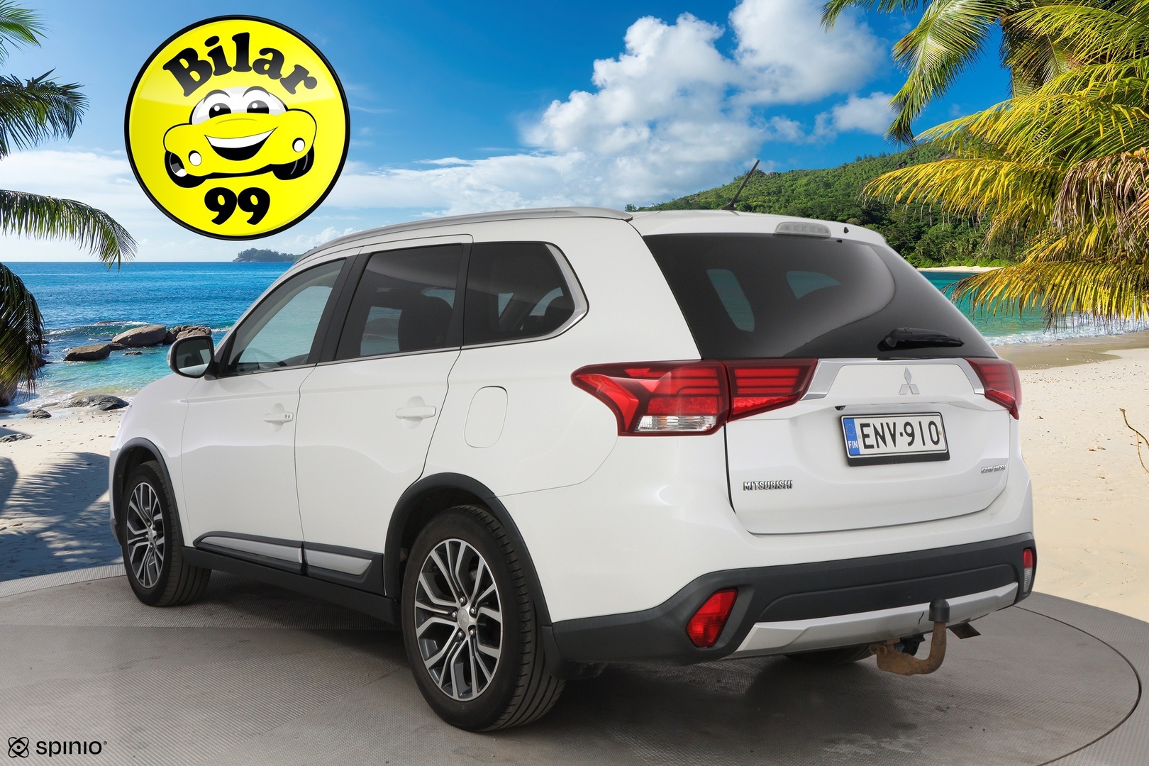 MITSUBISHI Outlander 2016